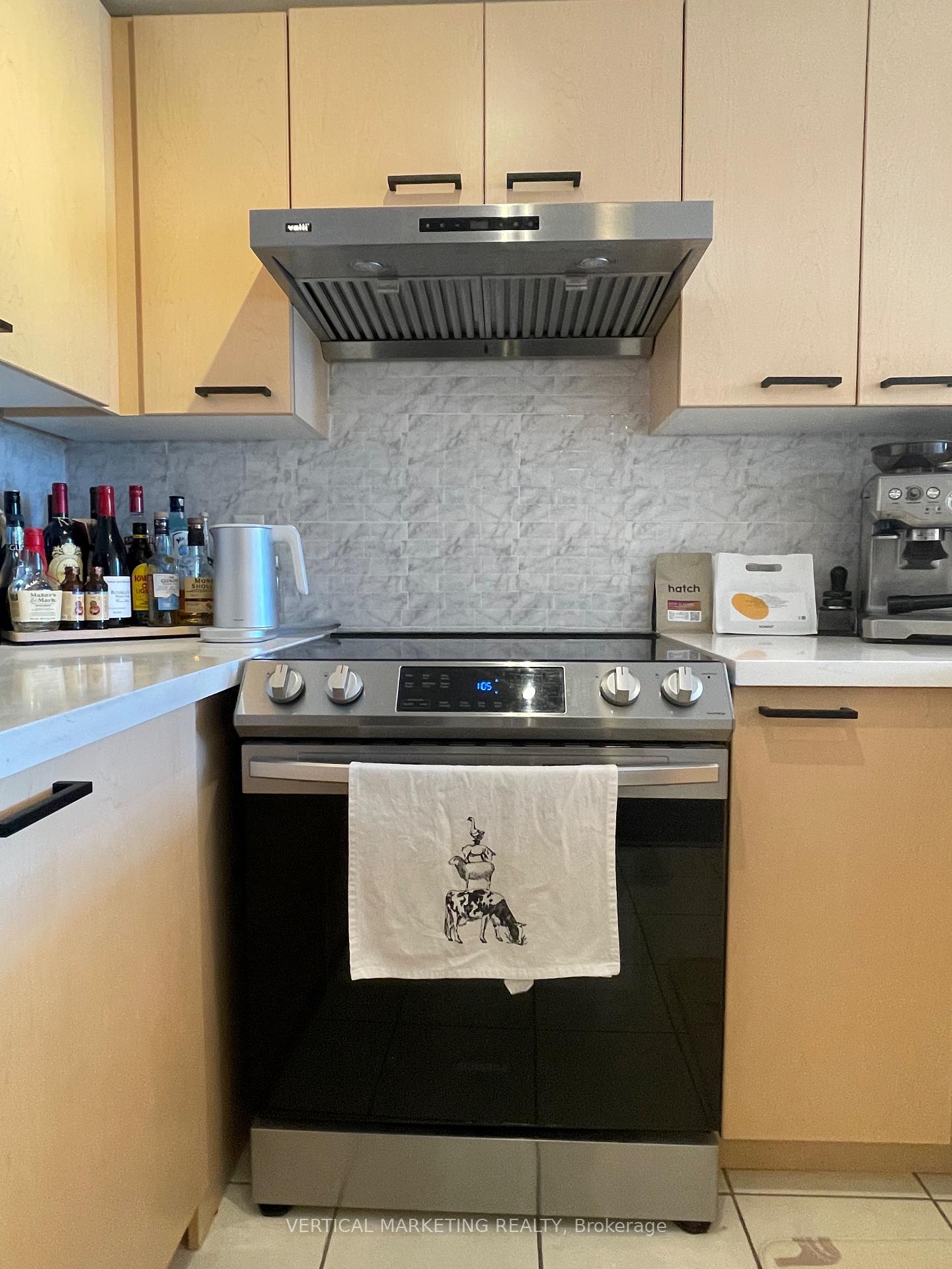 Photo 7 of Unit 520, 48 Suncrest Boulevard, Markham, Commerce Valley — HOMEH