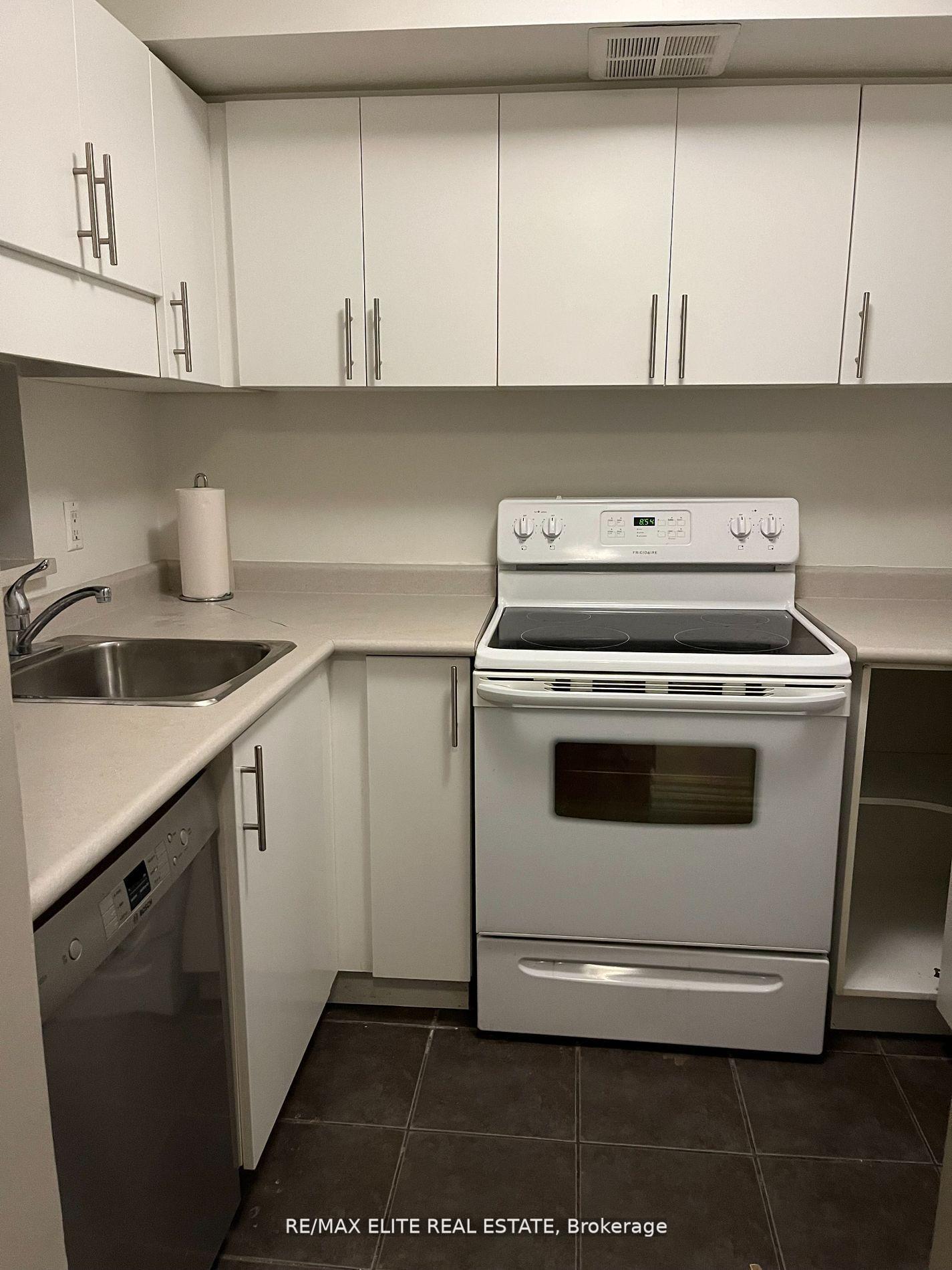 Photo 6 of Unit 612, 92 King Street E, Toronto, Church-Yonge Corridor — HOMEH