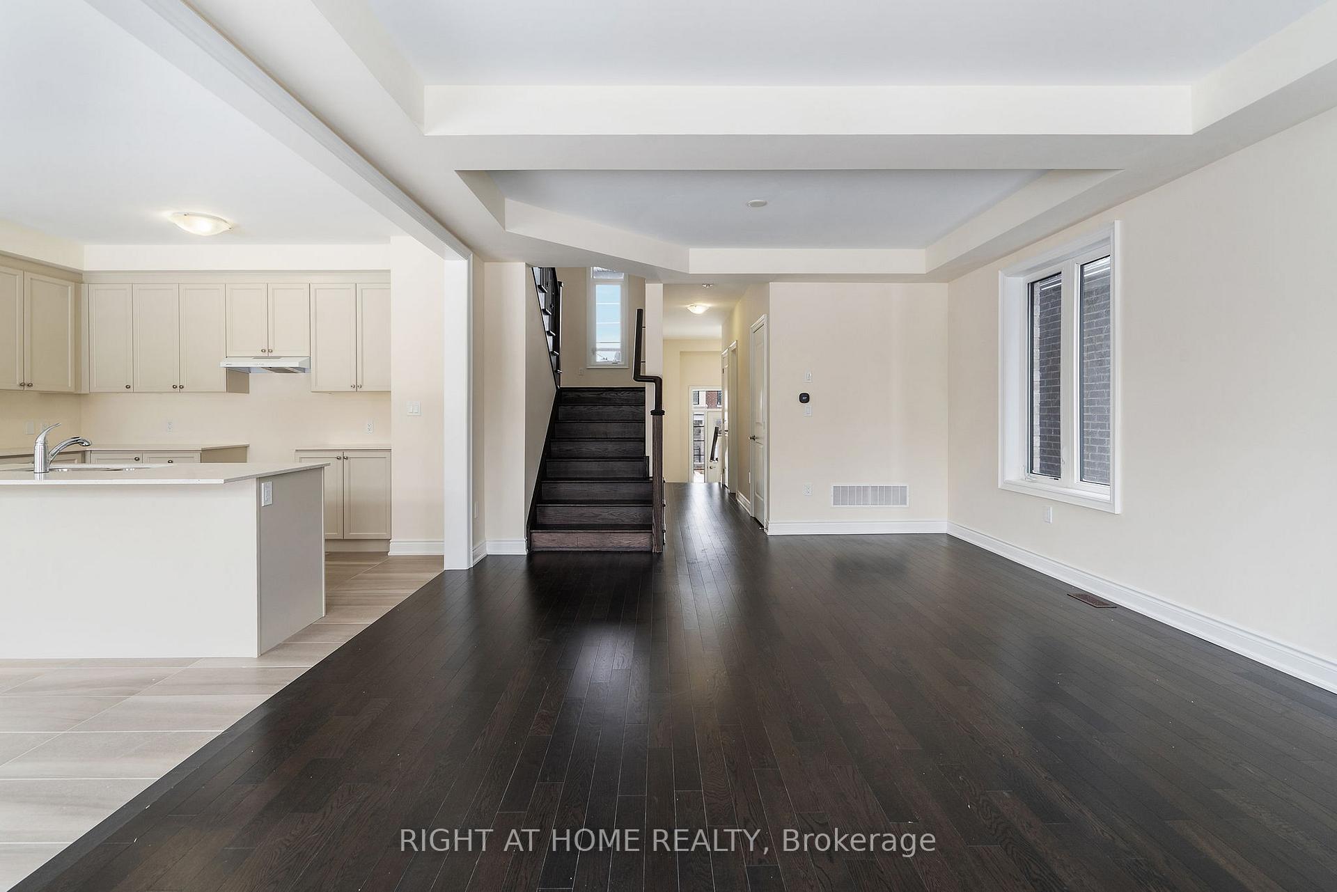 Photo 4 of 41 Ferguson Drive, Erin — HOMEH