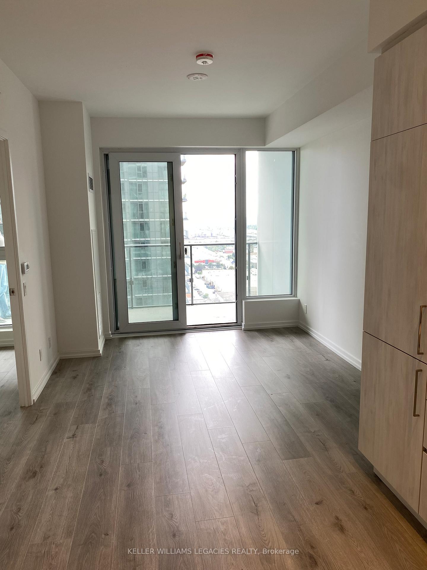 Photo 13 of Unit 2810, 7890 Jane Street, Vaughan, Vaughan Corporate Centre — HOMEH