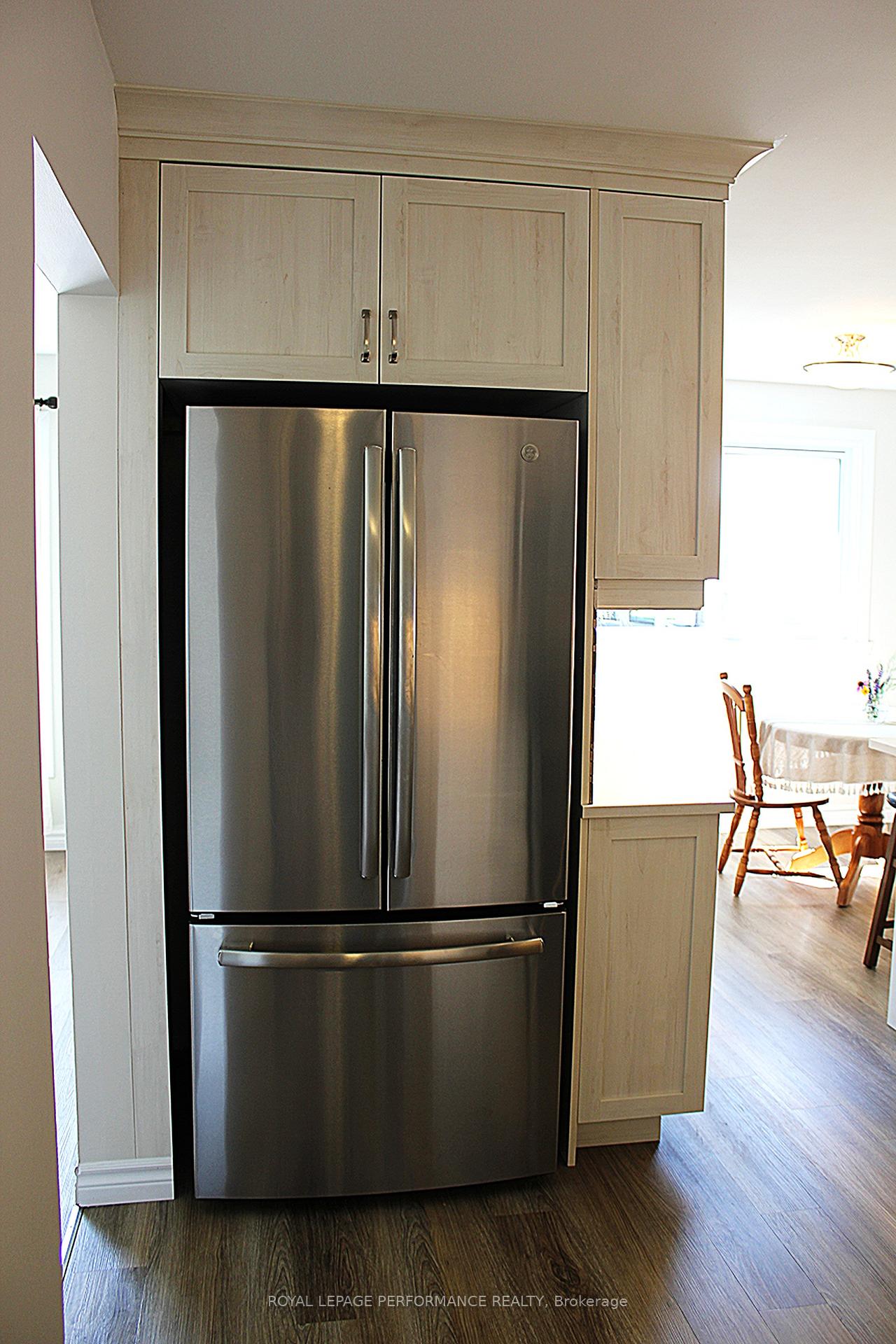 Photo 11 of 1508 Frances Ann Avenue, Cornwall — HOMEH
