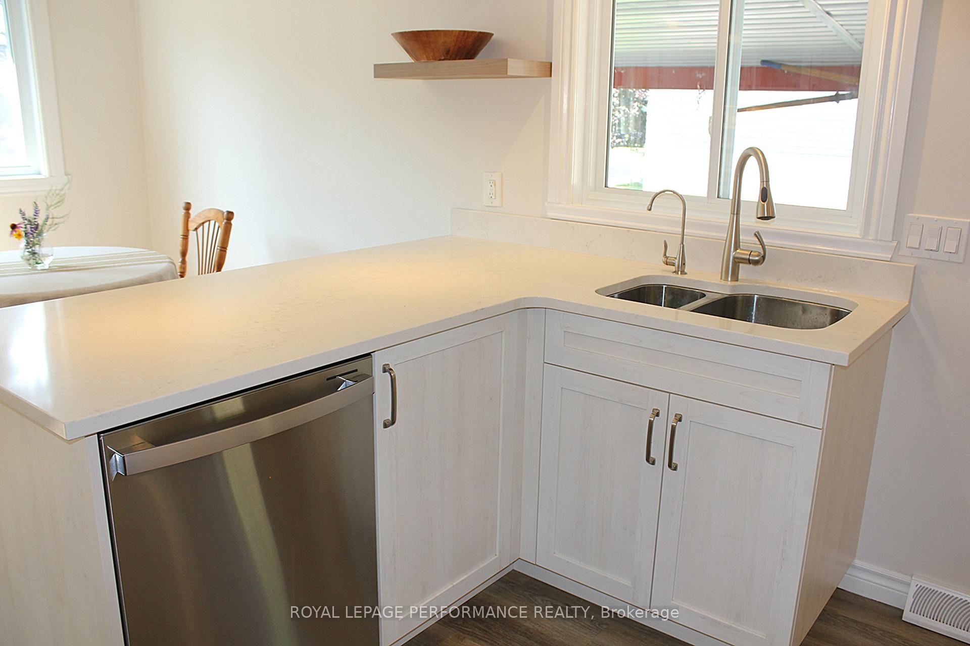 Photo 13 of 1508 Frances Ann Avenue, Cornwall — HOMEH