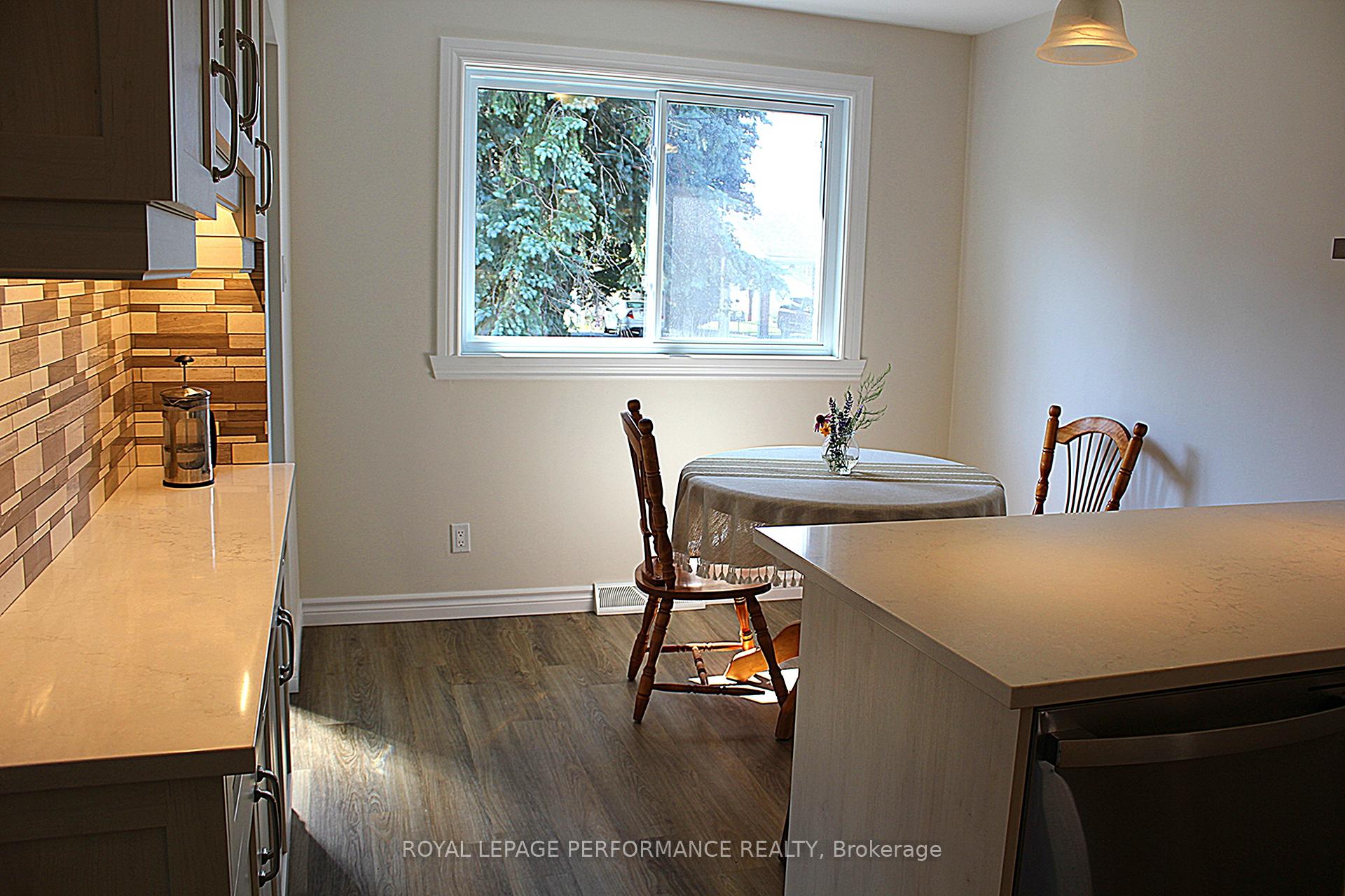 Photo 14 of 1508 Frances Ann Avenue, Cornwall — HOMEH