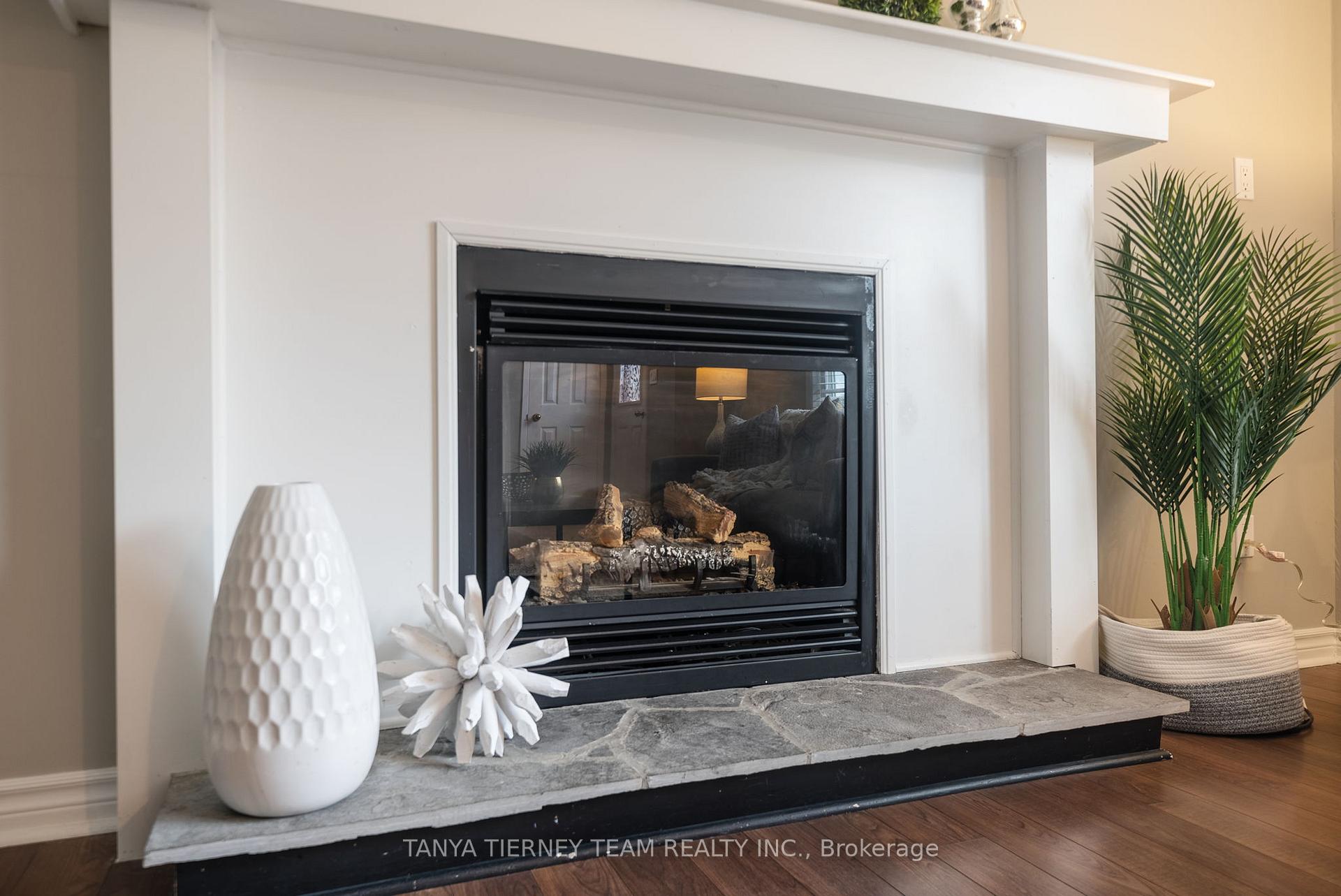 Photo 11 of 18 The Cove Road, Clarington, Newcastle — HOMEH