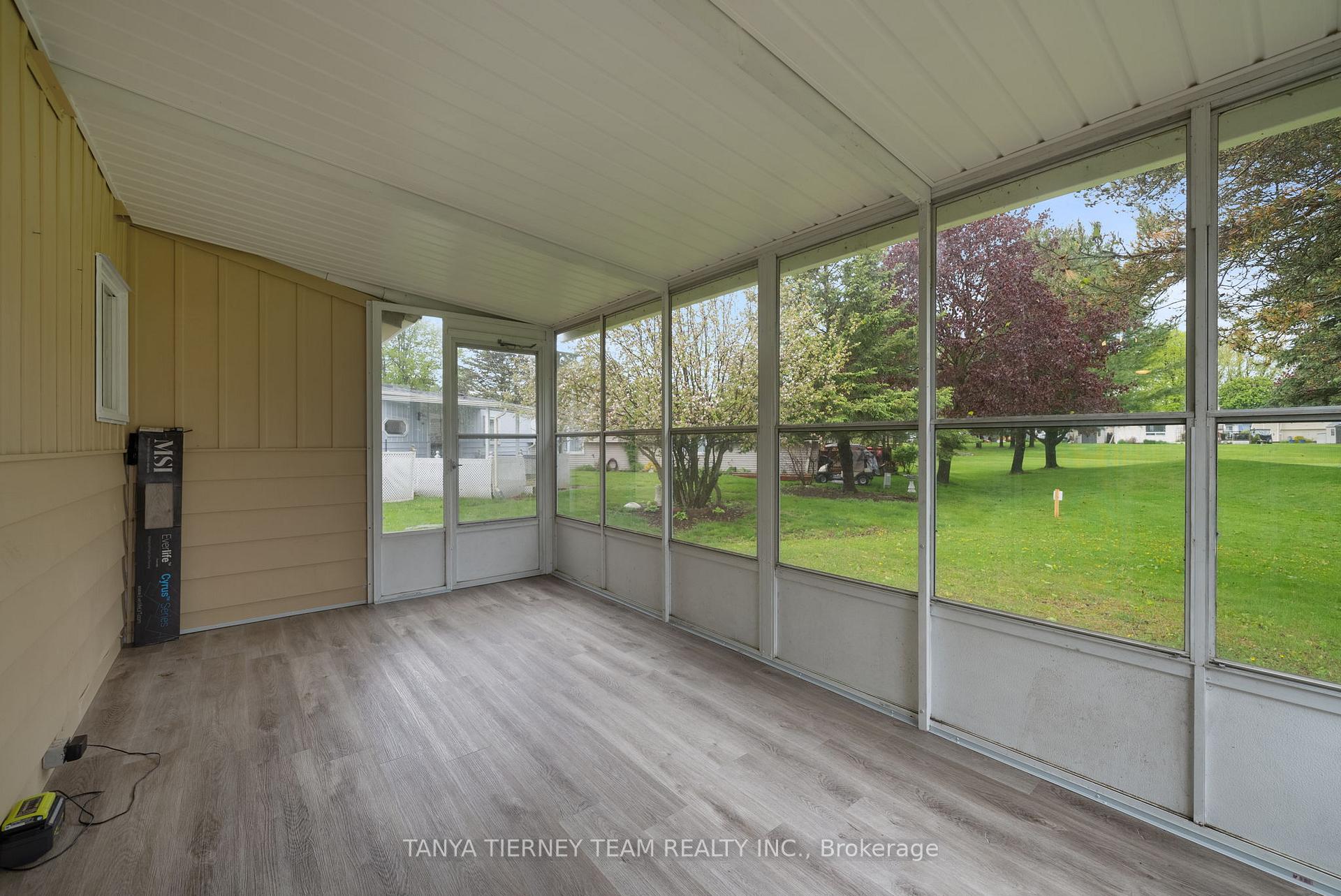 Photo 27 of 18 The Cove Road, Clarington, Newcastle — HOMEH