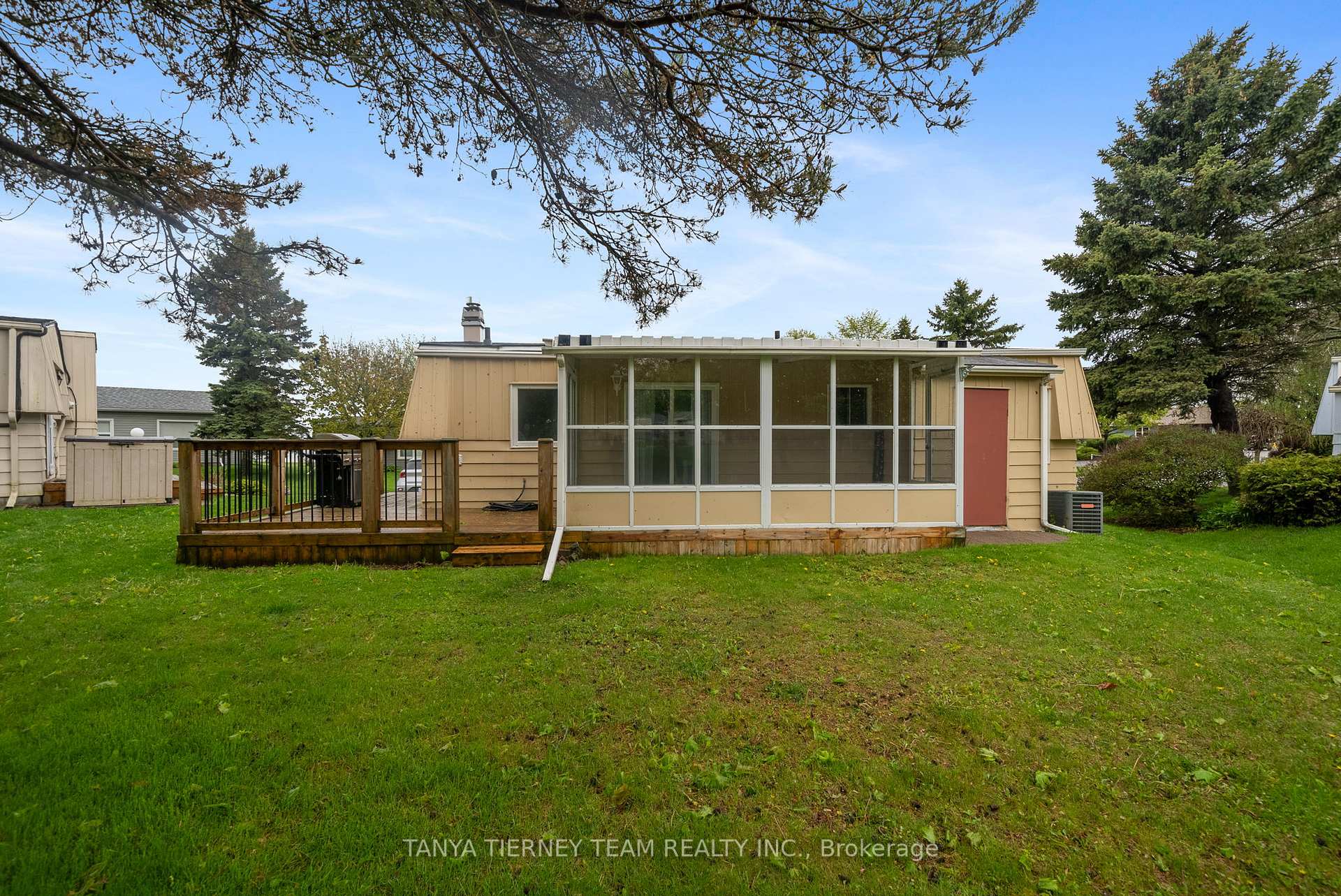 Photo 31 of 18 The Cove Road, Clarington, Newcastle — HOMEH