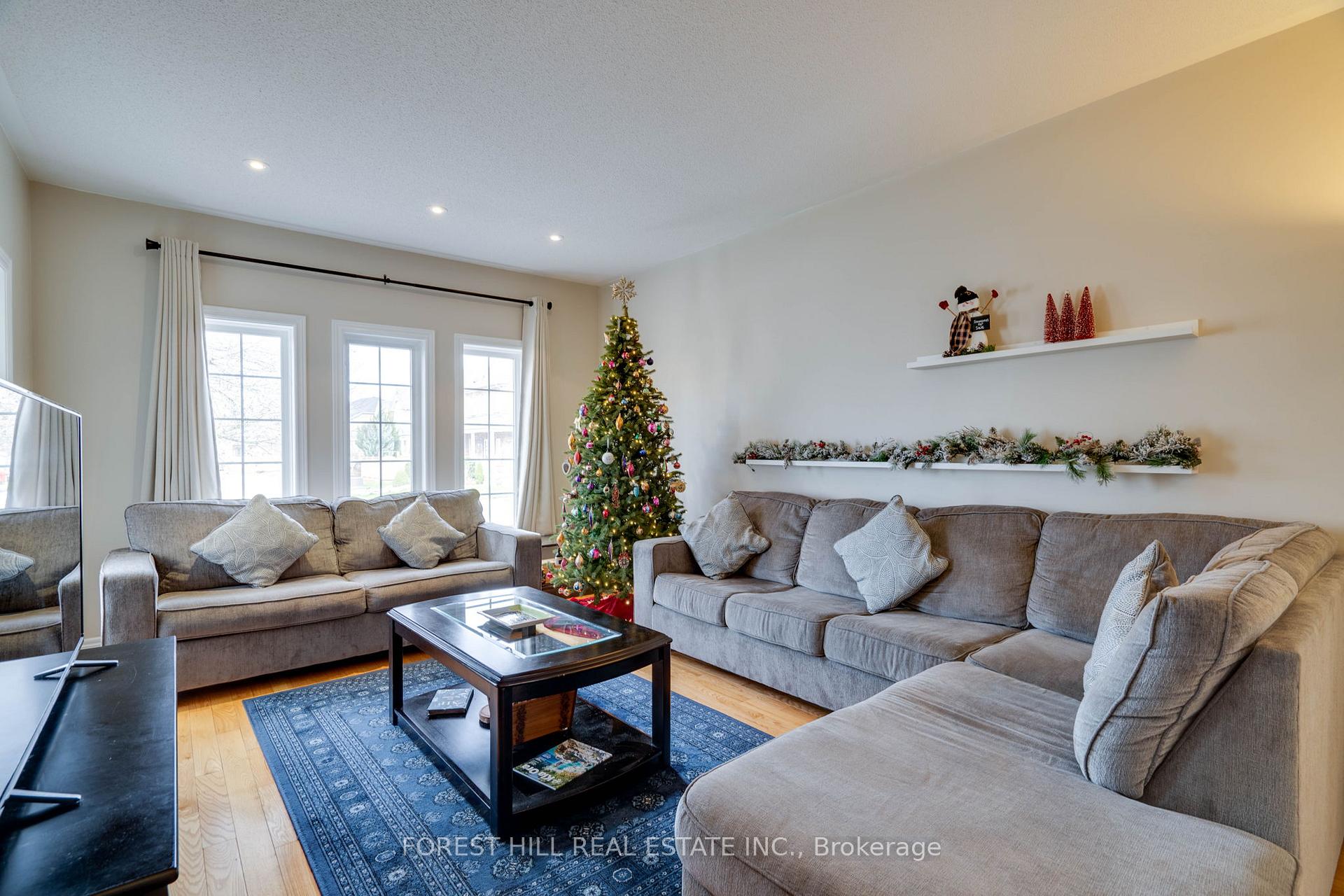 Photo 4 of 59 Billingham Heights, Aurora, Bayview Wellington — HOMEH