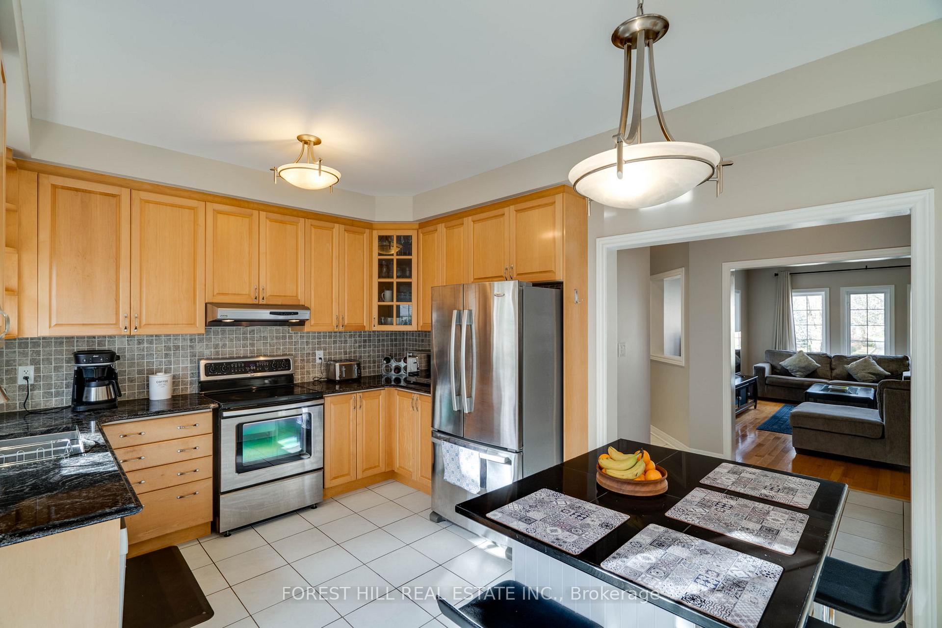 Photo 10 of 59 Billingham Heights, Aurora, Bayview Wellington — HOMEH