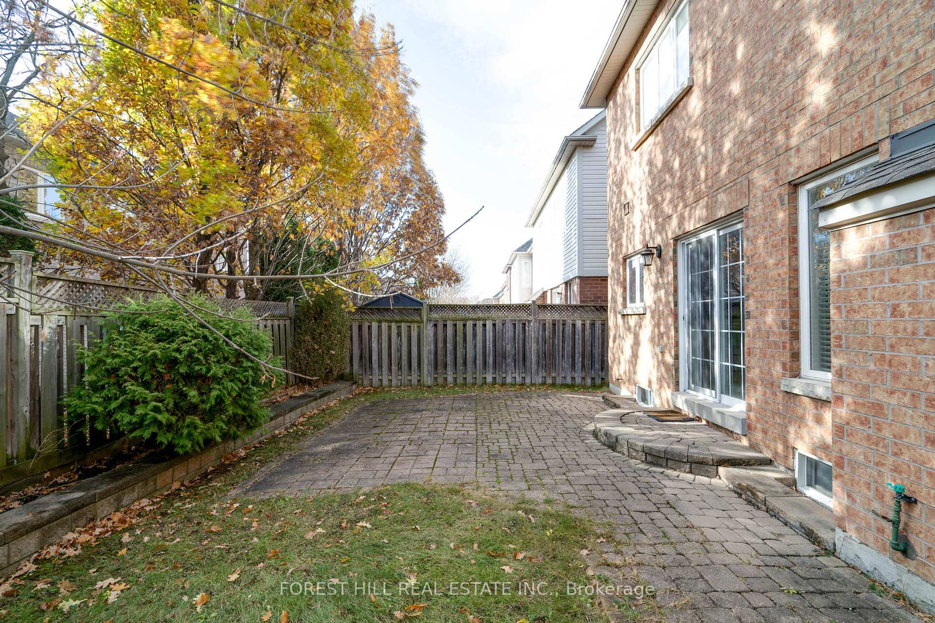 Photo 24 of 59 Billingham Heights, Aurora, Bayview Wellington — HOMEH