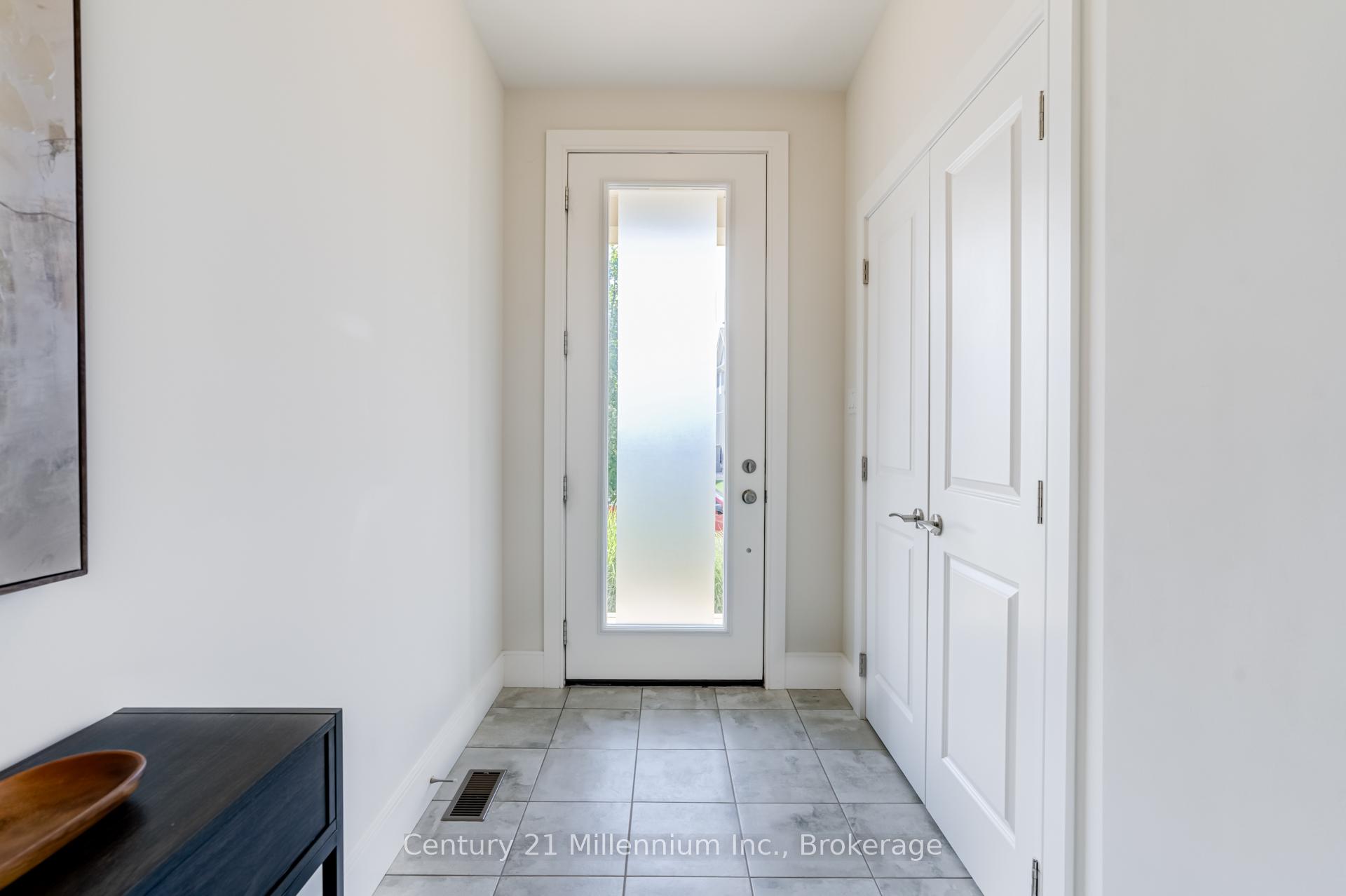 Photo 8 of 133 Yellow Birch Crescent, Blue Mountains — HOMEH