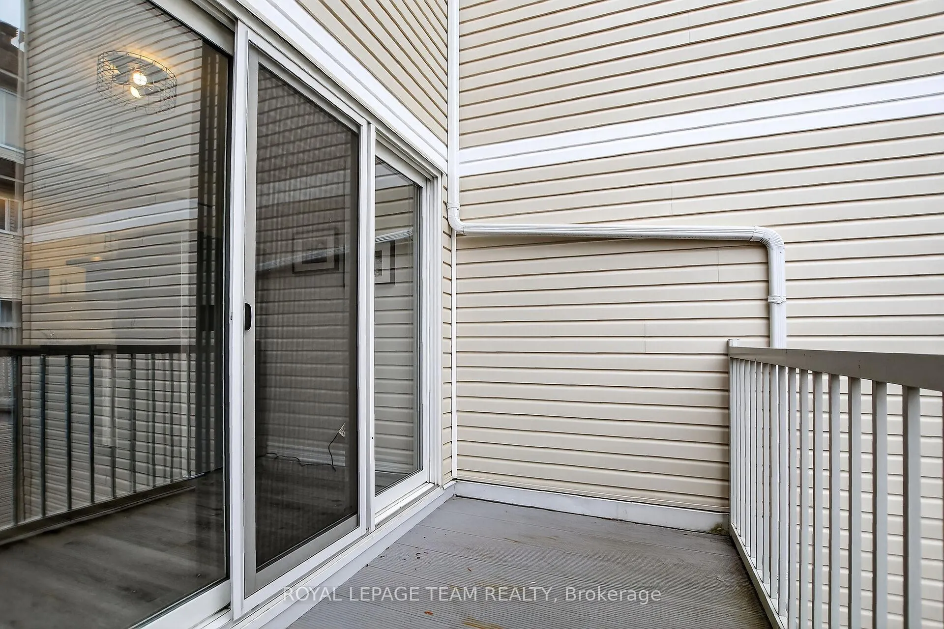 Photo 16 of Unit 15, 51 Waterbridge Drive, Ottawa, Barrhaven East — HOMEH