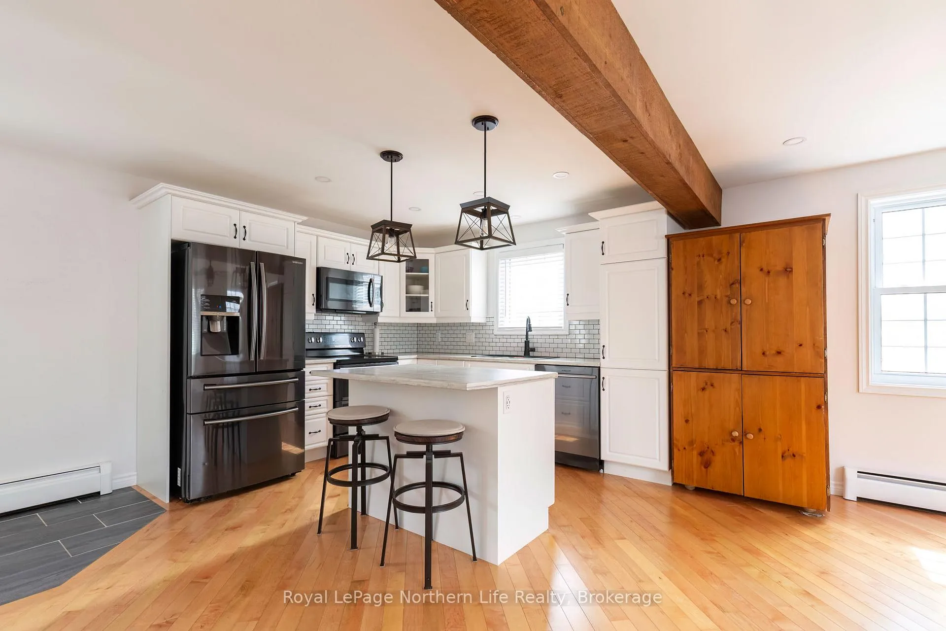 Photo 7 of 300 Yonge Street, Bonfield — HOMEH