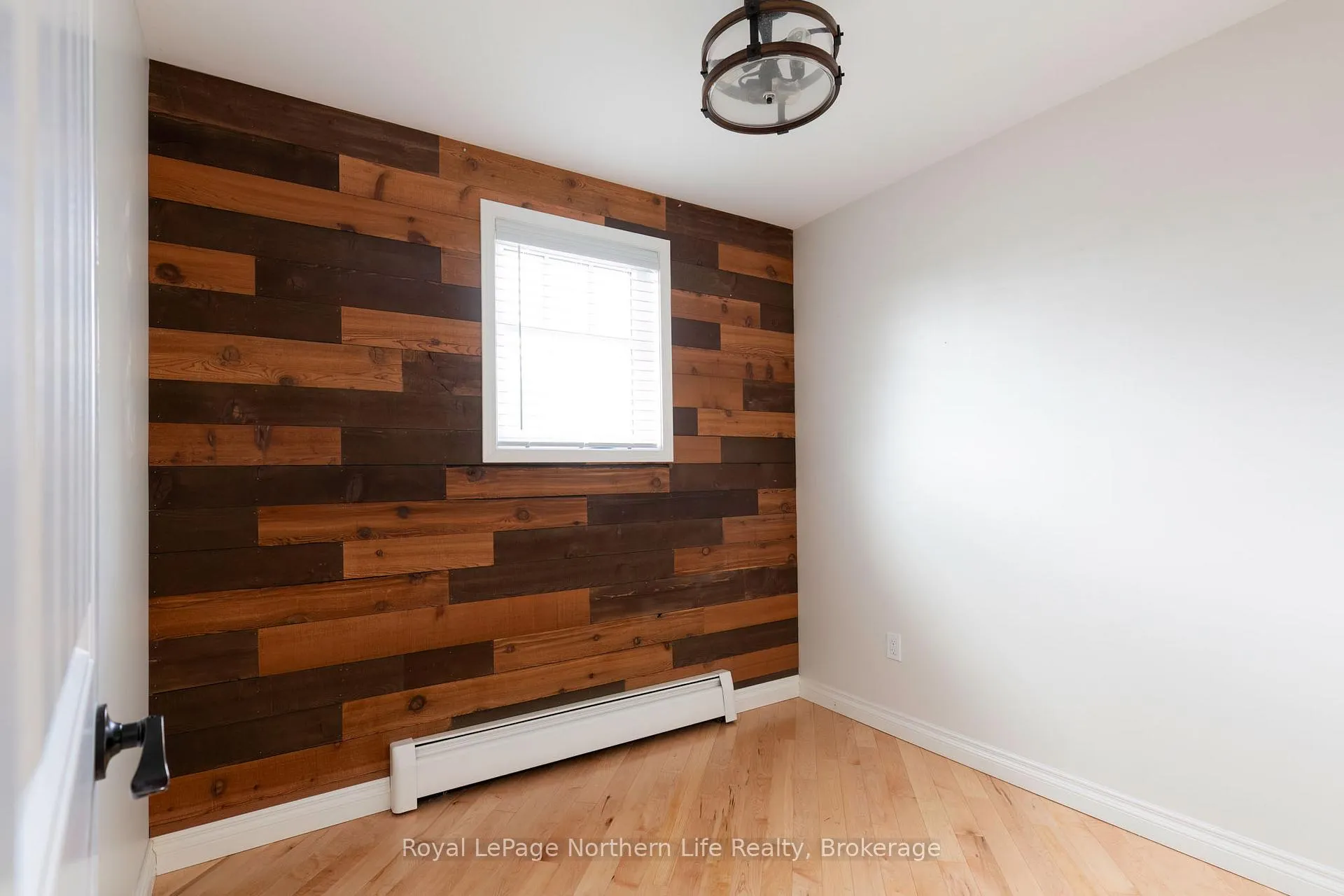 Photo 10 of 300 Yonge Street, Bonfield — HOMEH