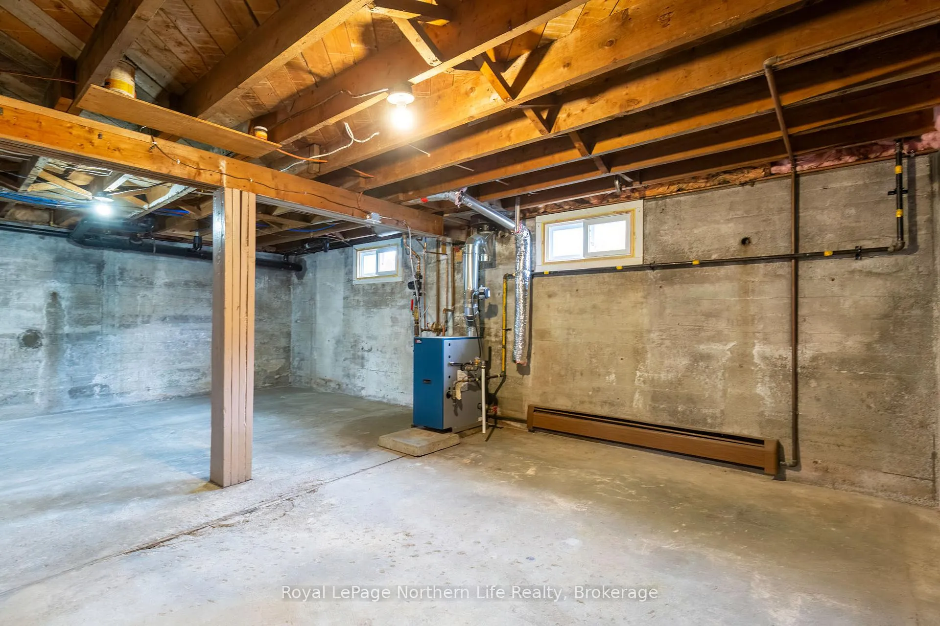Photo 18 of 300 Yonge Street, Bonfield — HOMEH