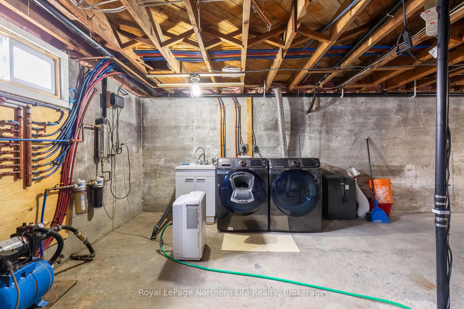 Photo 19 of 300 Yonge Street, Bonfield — HOMEH