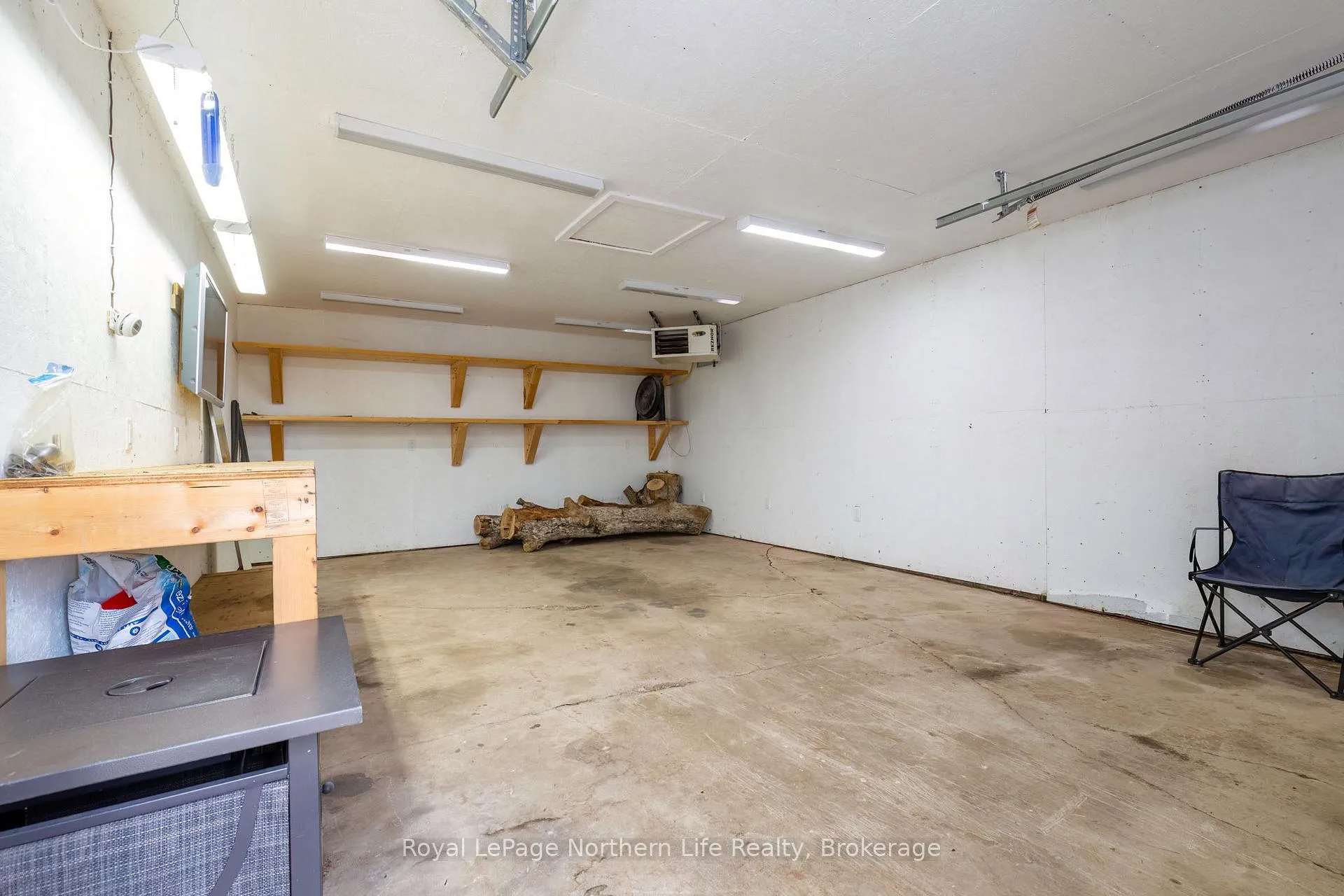Photo 20 of 300 Yonge Street, Bonfield — HOMEH