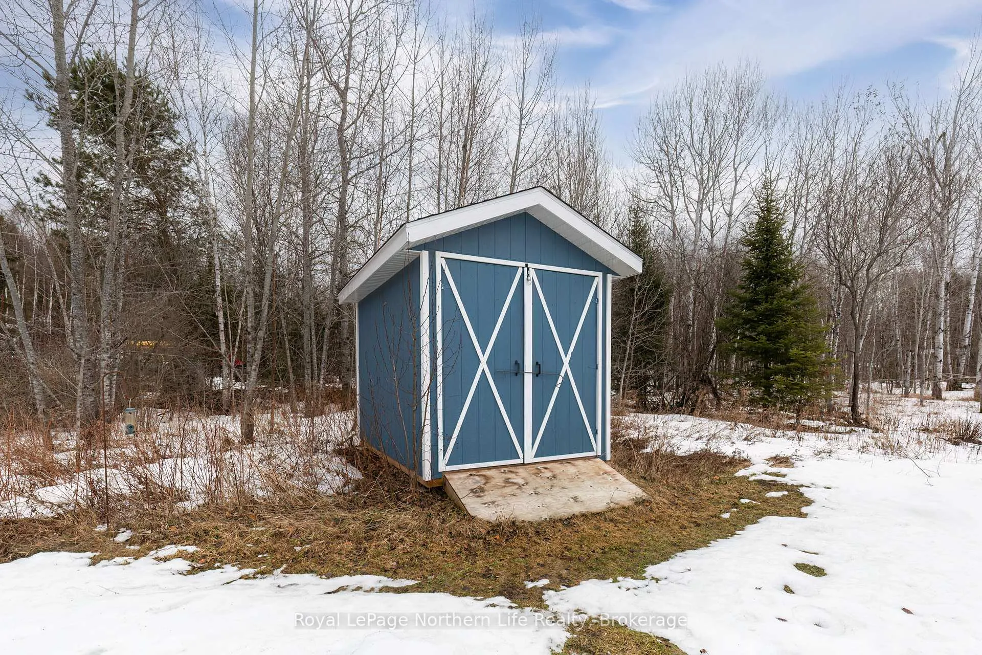 Photo 25 of 300 Yonge Street, Bonfield — HOMEH