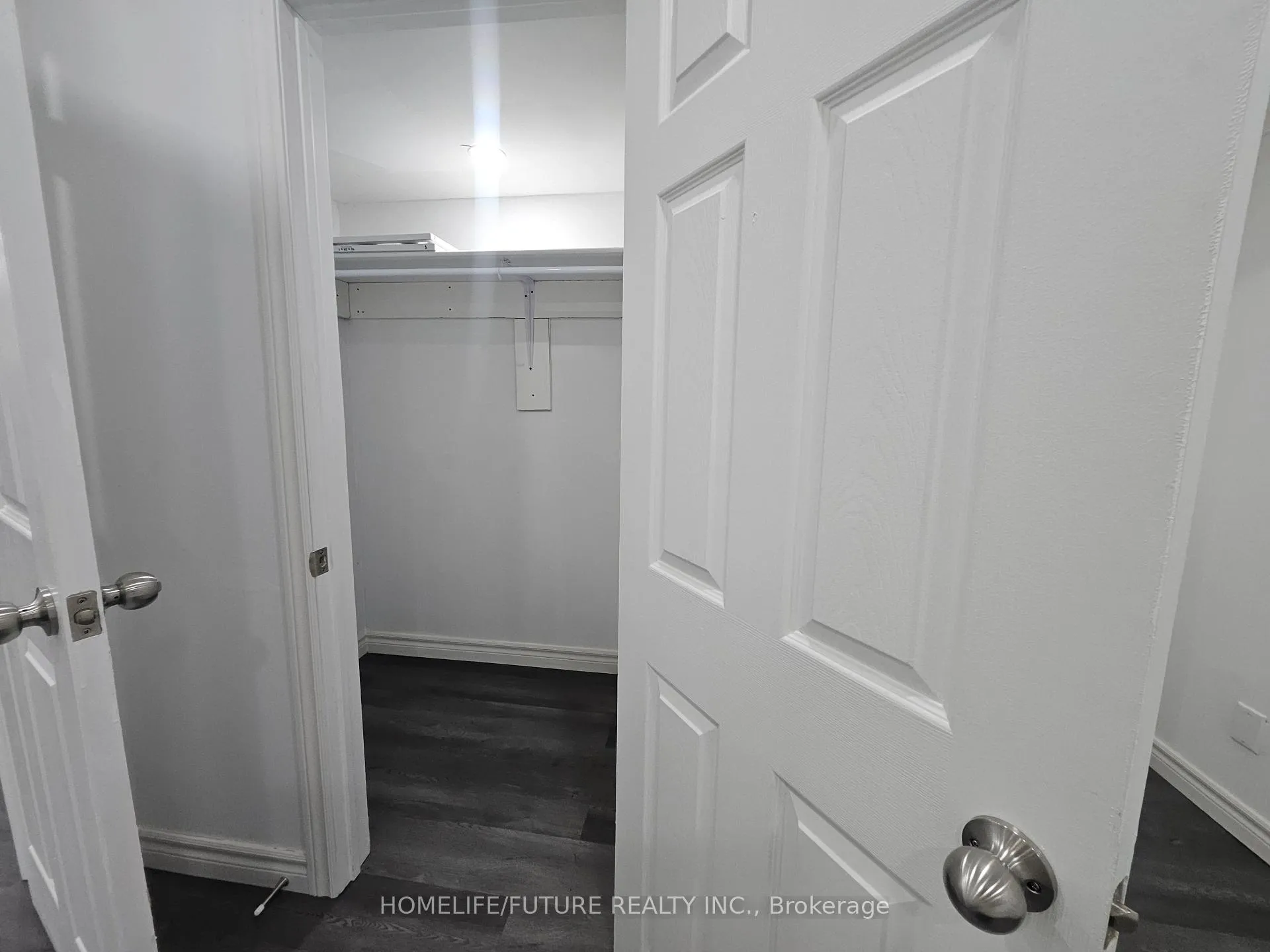 Photo 6 of Unit (Bsmt), 41 Royal Links Circle, Brampton, Vales of Castlemore North — HOMEH