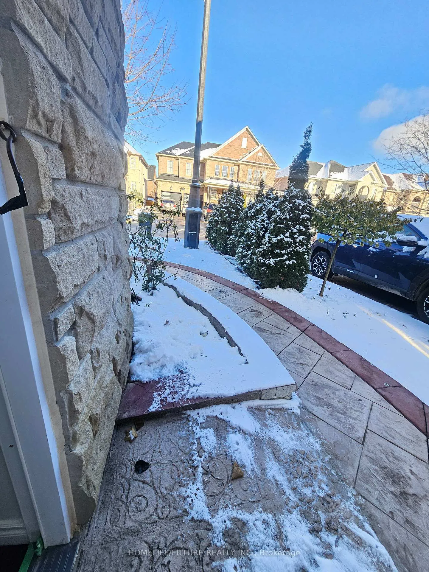 Photo 19 of Unit (Bsmt), 41 Royal Links Circle, Brampton, Vales of Castlemore North — HOMEH