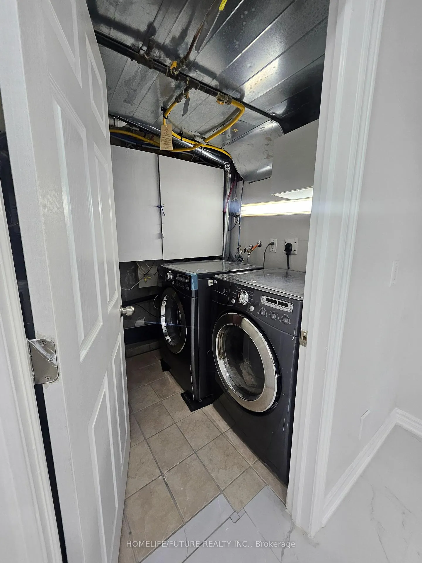 Photo 24 of Unit (Bsmt), 41 Royal Links Circle, Brampton, Vales of Castlemore North — HOMEH
