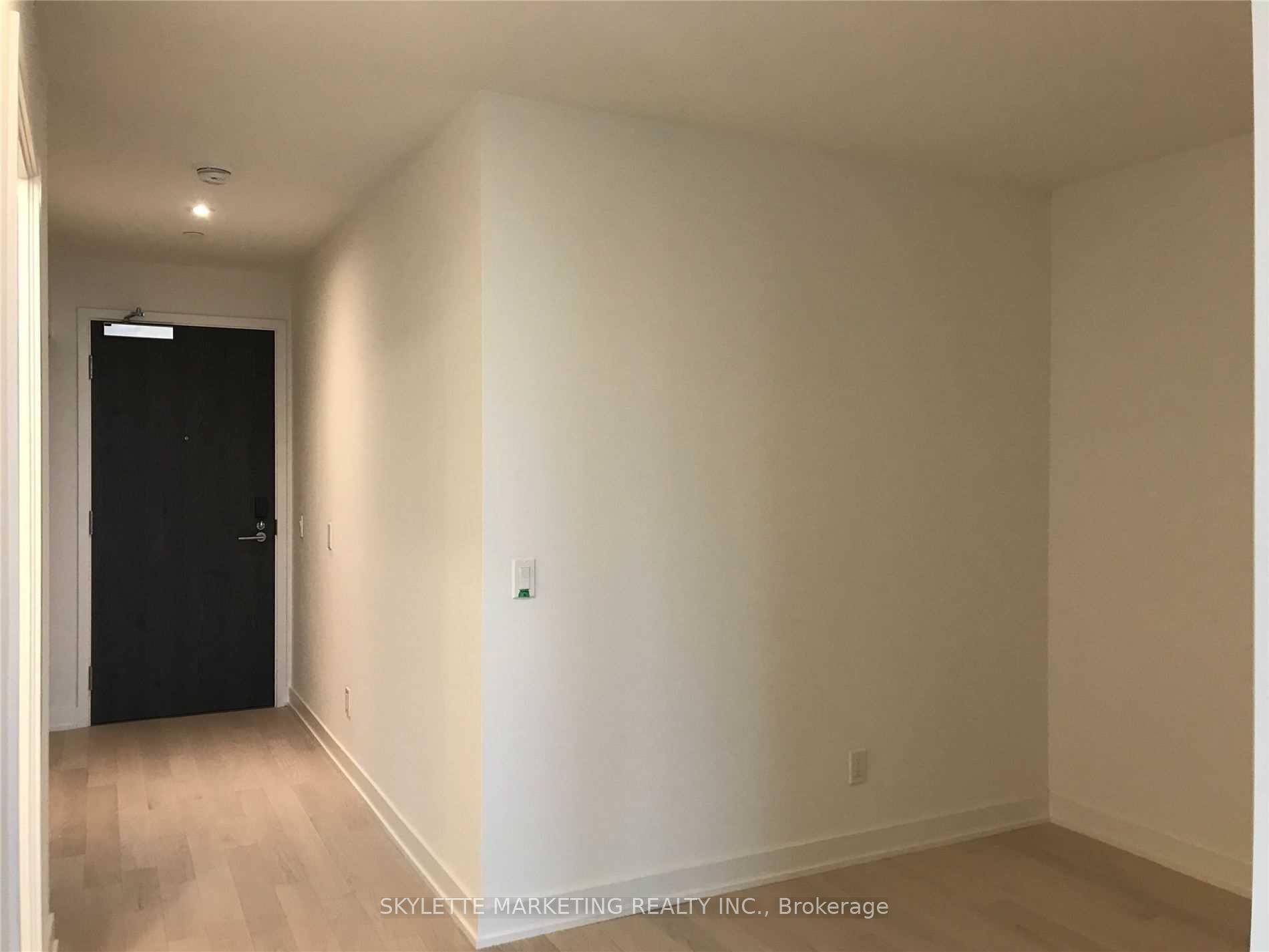 Photo 6 of Unit 2405, 25 Richmond Street E, Toronto, Church-Yonge Corridor — HOMEH