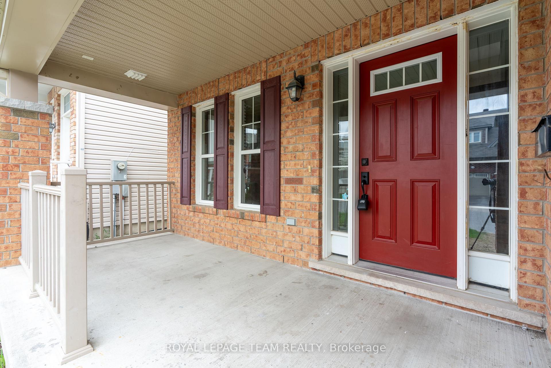 Photo 3 of 3034 Freshwater Way, Ottawa, Barrhaven - Half Moon Bay — HOMEH