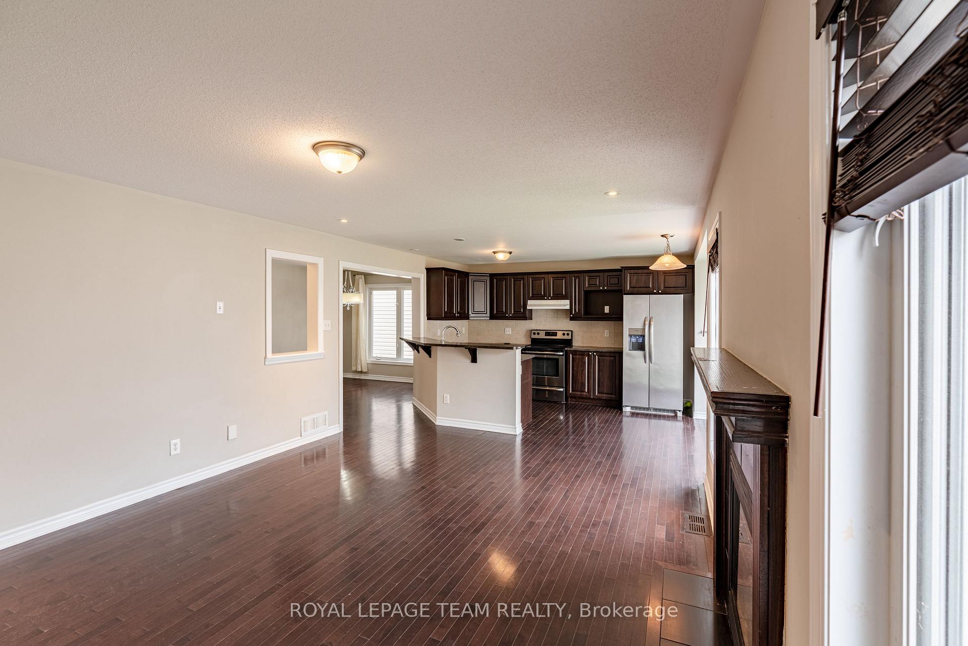 Photo 18 of 3034 Freshwater Way, Ottawa, Barrhaven - Half Moon Bay — HOMEH