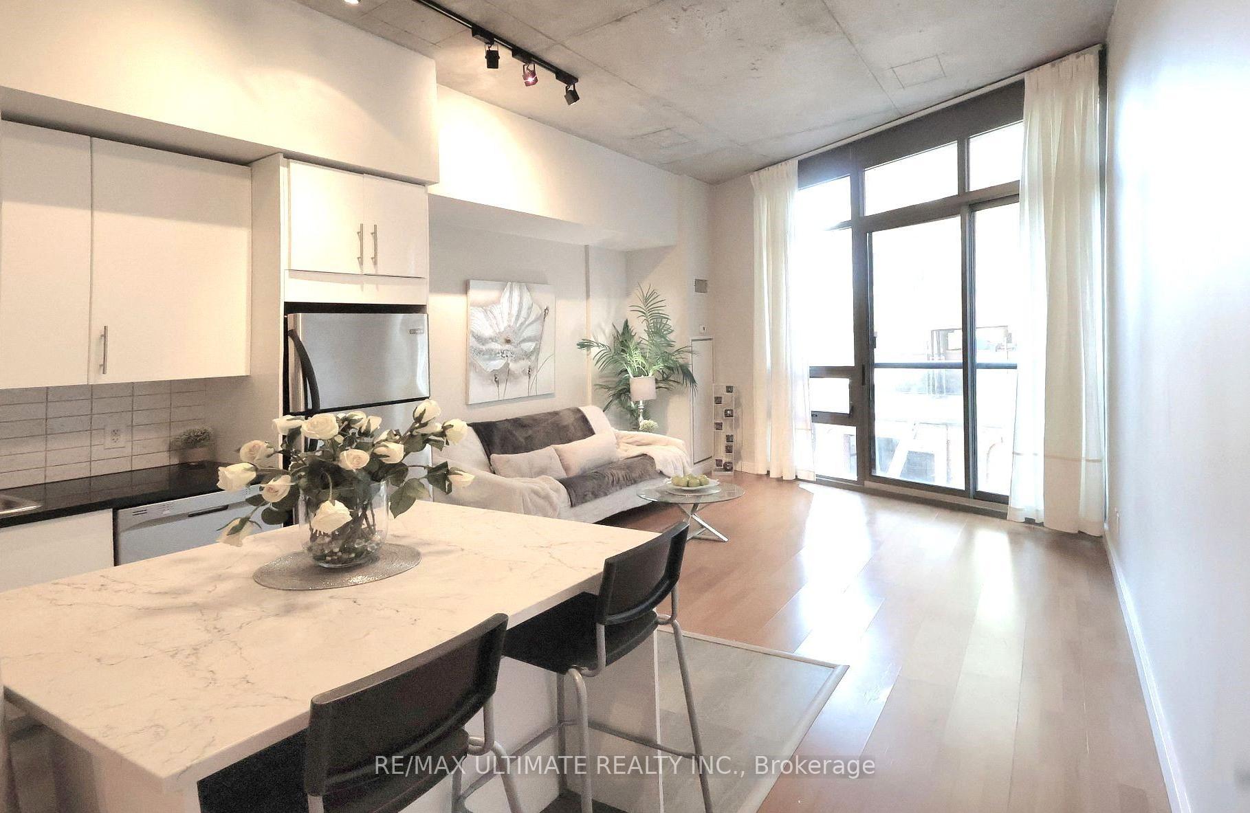 Photo 2 of Unit 208, 33 Mill Street, Toronto, Waterfront Communities — HOMEH