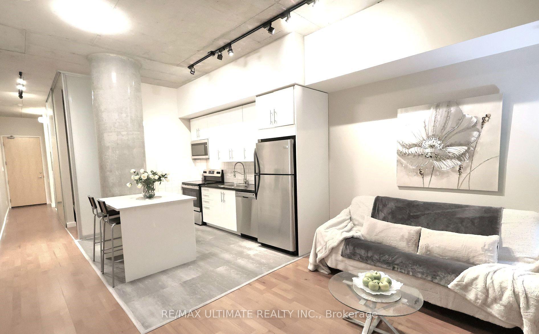 Photo 3 of Unit 208, 33 Mill Street, Toronto, Waterfront Communities — HOMEH