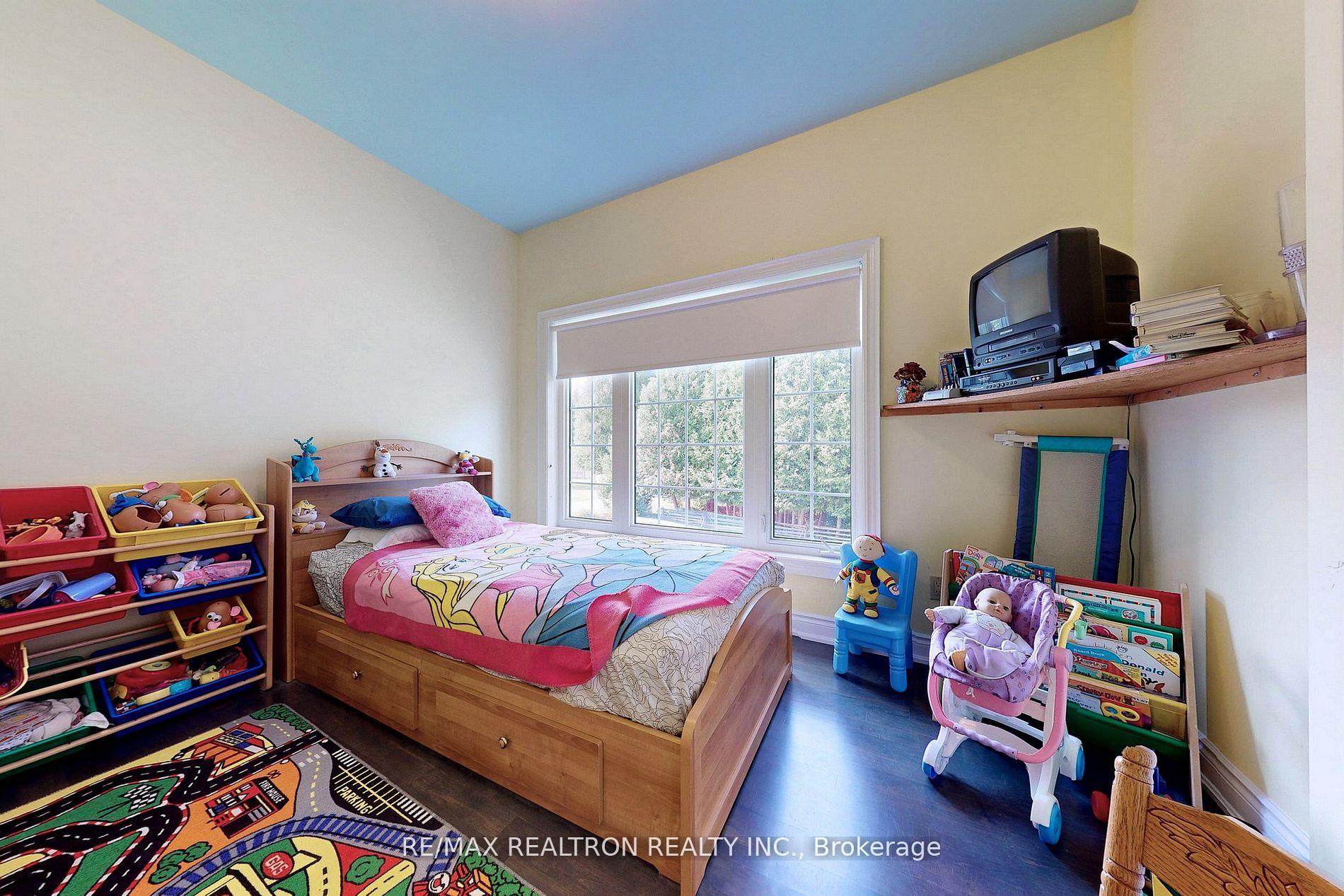 Photo 24 of 1599 Moore Drive, Cavan Monaghan, Cavan Twp — HOMEH