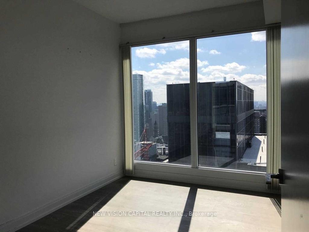 Photo 3 of Unit 5511, 181 Dundas Street E, Toronto, Church-Yonge Corridor — HOMEH