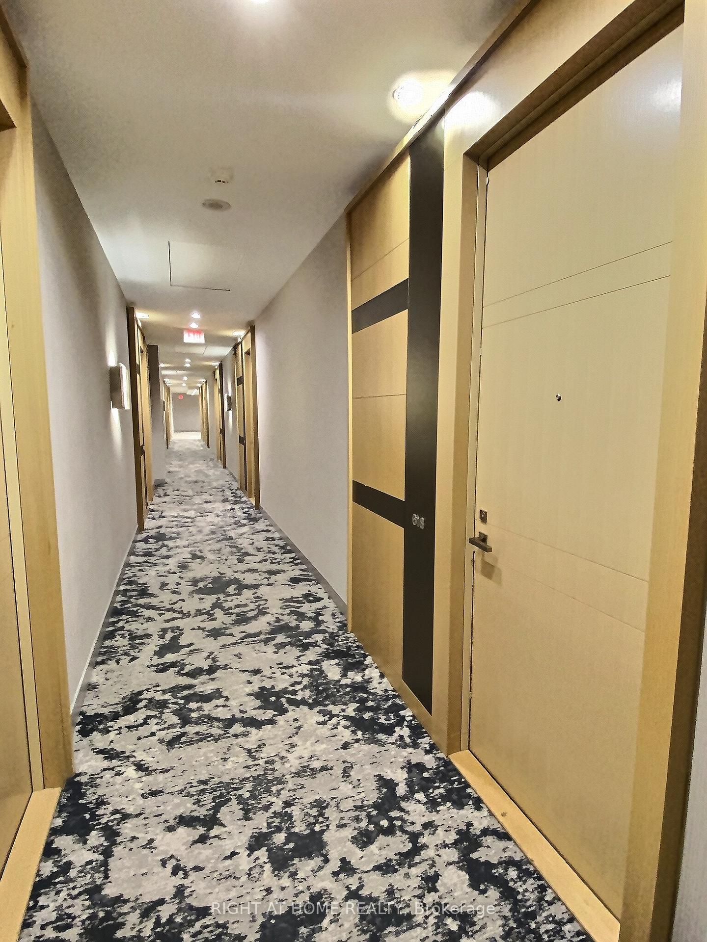 Photo 2 of Unit 618, 39 Queens Quay E, Toronto, Waterfront Communities — HOMEH
