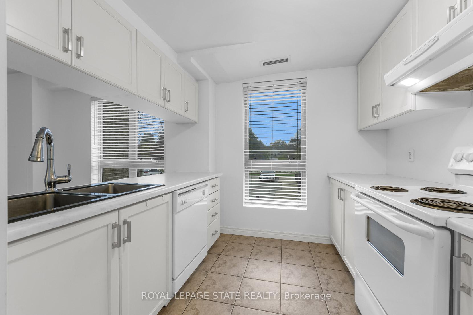 Photo 8 of Unit 102, 56 Kerman Avenue, Grimsby, Grimsby West — HOMEH