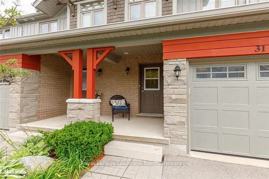 Photo 2 of 31 Silver Glen Boulevard, Collingwood — HOMEH
