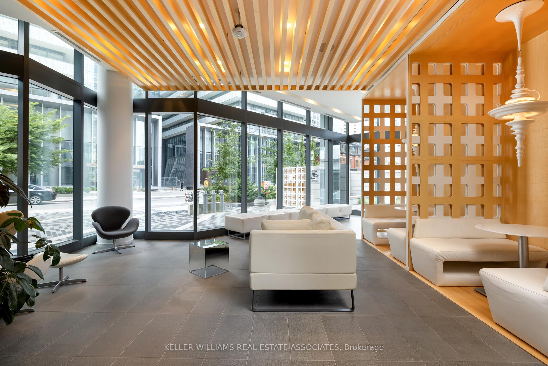 Photo 21 of Unit 1811, 45 Charles Street E, Toronto, Church-Yonge Corridor — HOMEH