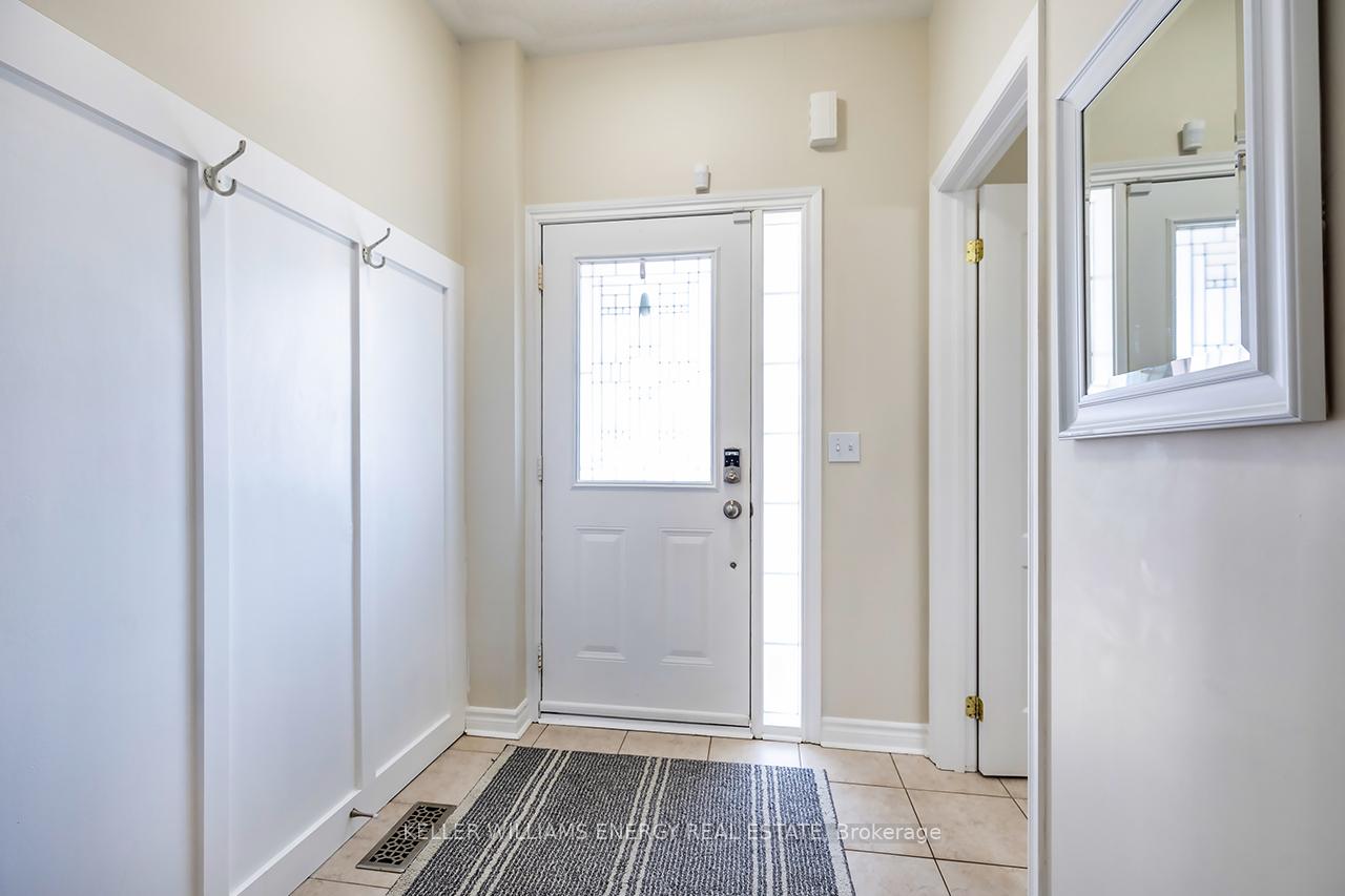 Photo 7 of 8 Bagnell Crescent, Clarington, Bowmanville — HOMEH