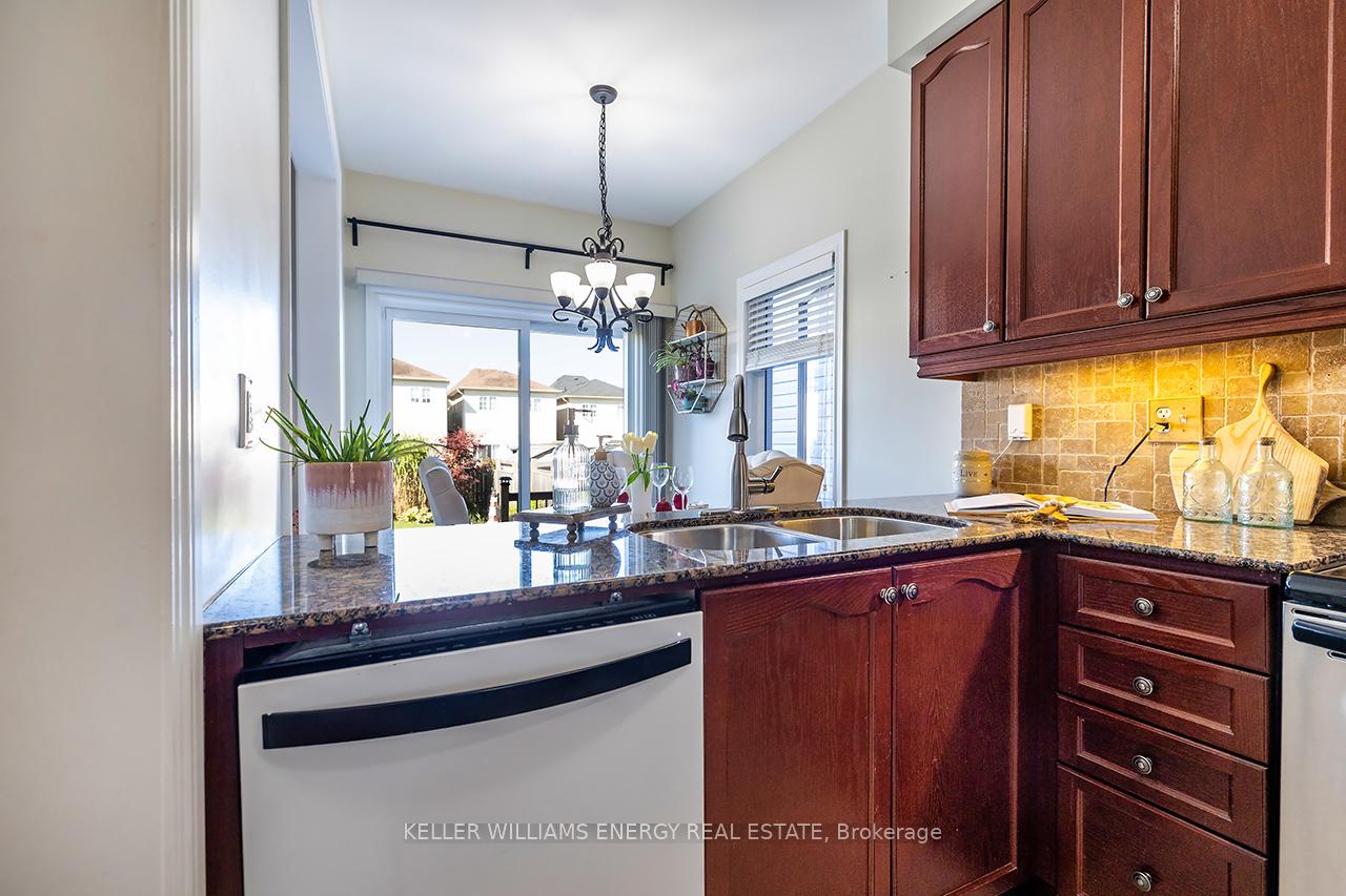 Photo 15 of 8 Bagnell Crescent, Clarington, Bowmanville — HOMEH