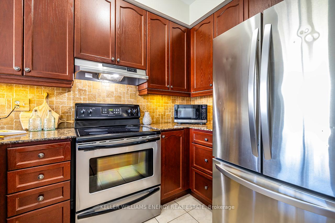 Photo 16 of 8 Bagnell Crescent, Clarington, Bowmanville — HOMEH