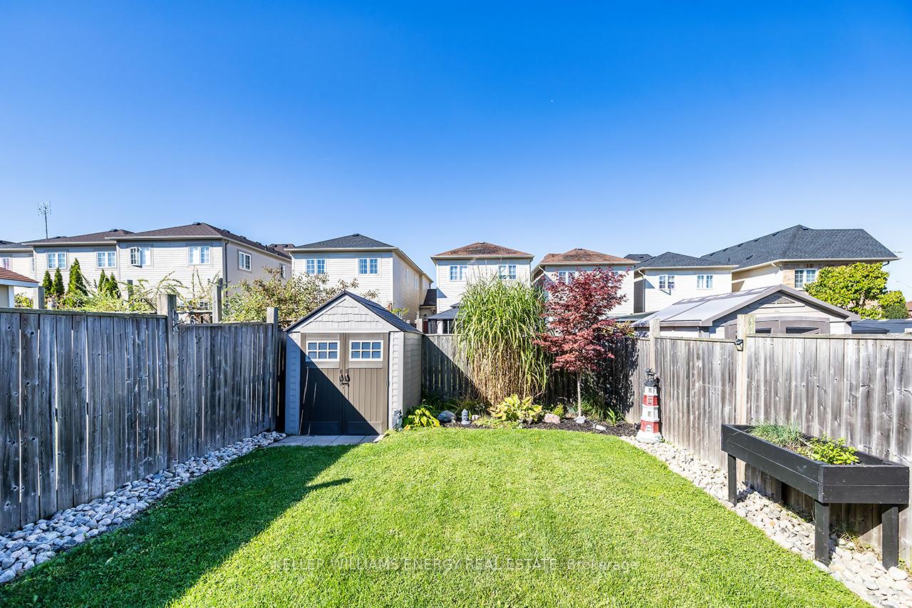 Photo 24 of 8 Bagnell Crescent, Clarington, Bowmanville — HOMEH