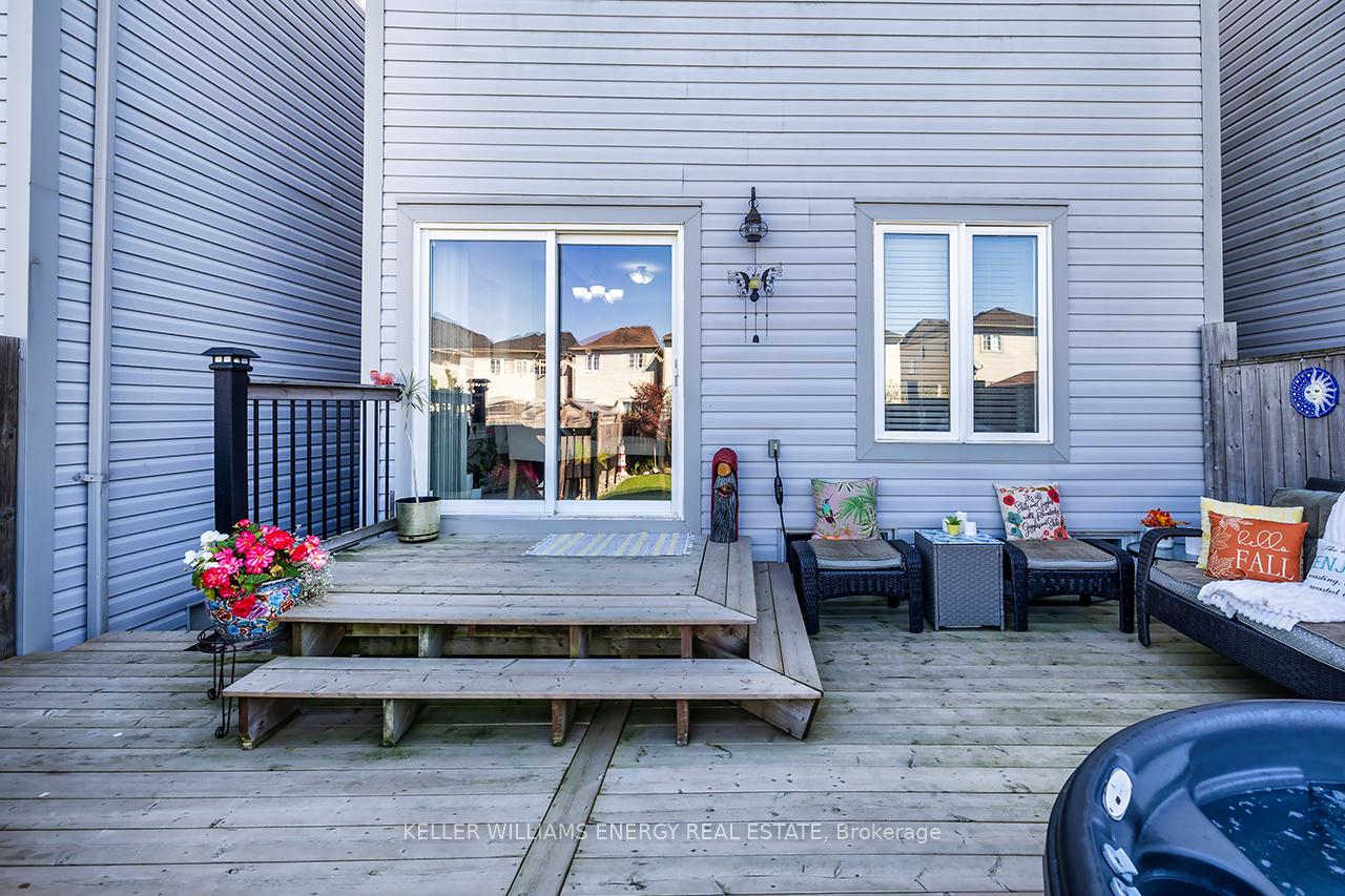 Photo 25 of 8 Bagnell Crescent, Clarington, Bowmanville — HOMEH