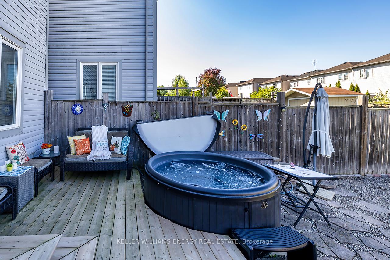 Photo 27 of 8 Bagnell Crescent, Clarington, Bowmanville — HOMEH