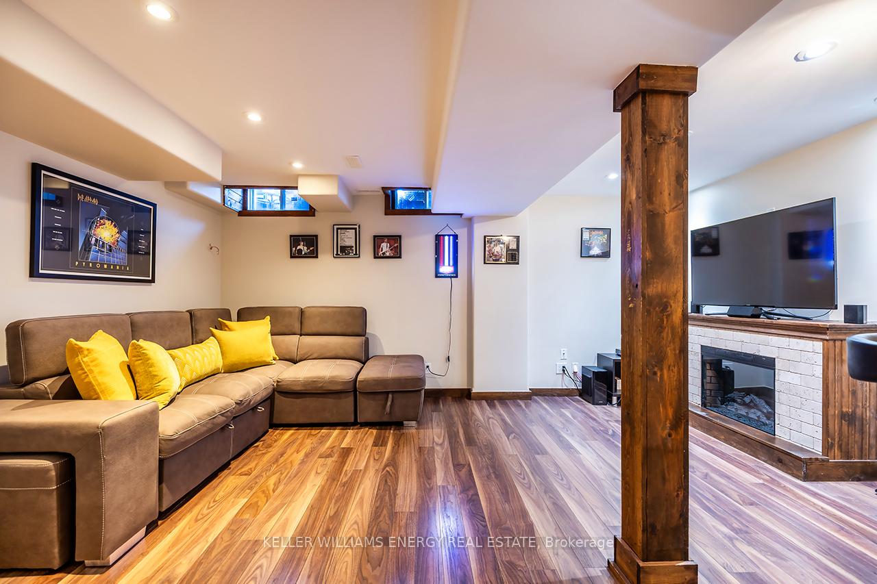 Photo 39 of 8 Bagnell Crescent, Clarington, Bowmanville — HOMEH