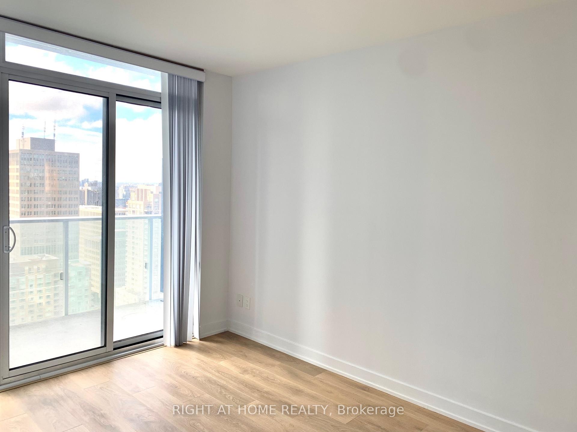Photo 4 of Unit 2712, 501 Yonge Street, Toronto, Church-Yonge Corridor — HOMEH