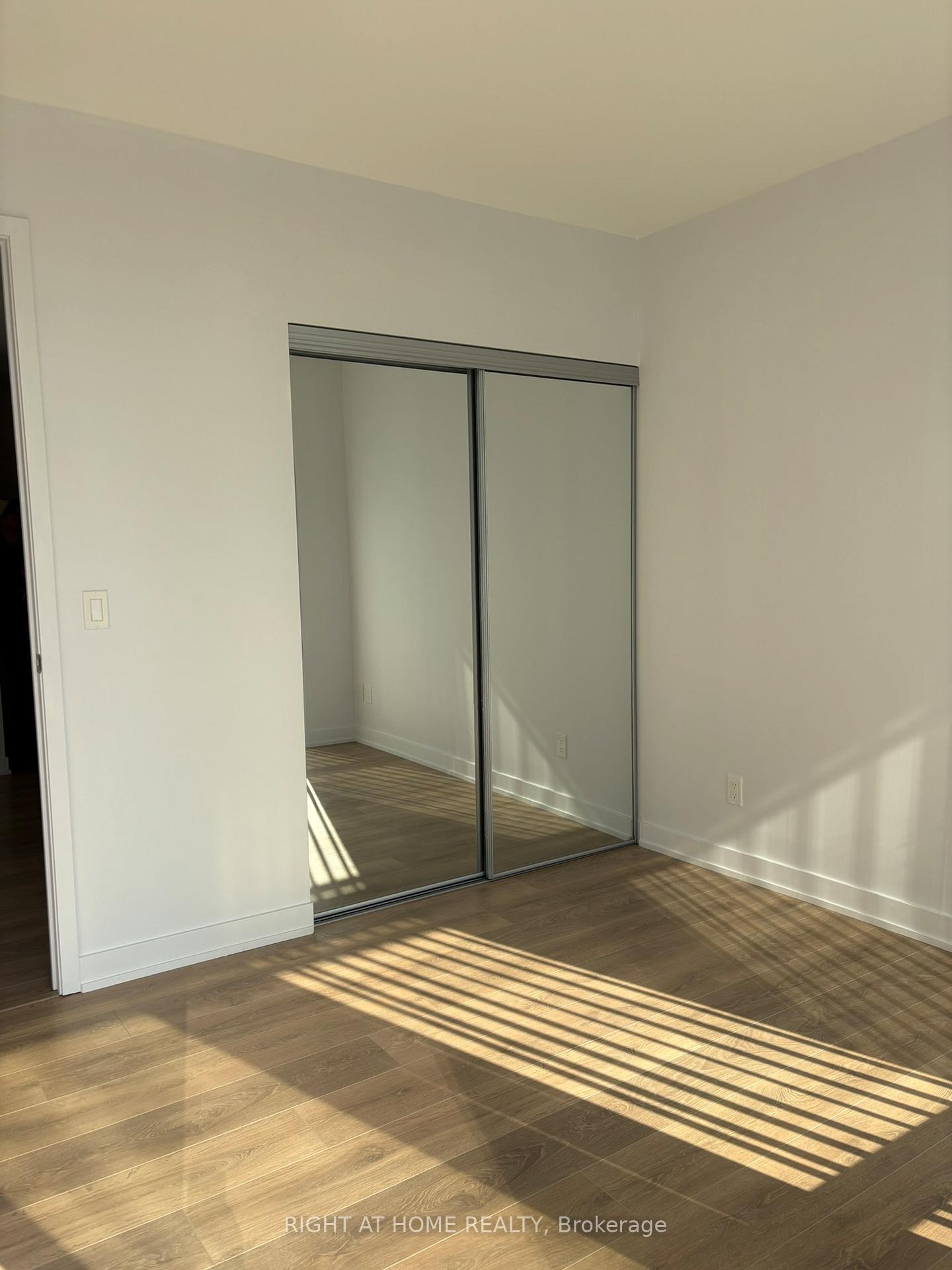 Photo 13 of Unit 2712, 501 Yonge Street, Toronto, Church-Yonge Corridor — HOMEH