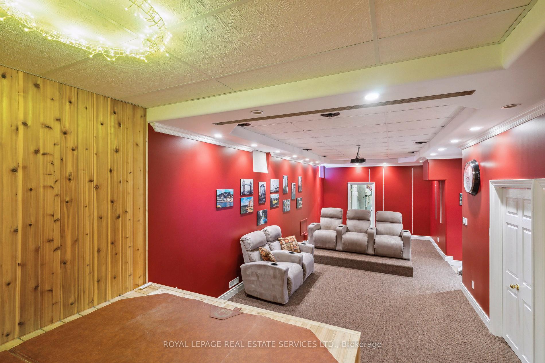 Photo 40 of 19 Engel Crescent, Barrie, Letitia Heights — HOMEH