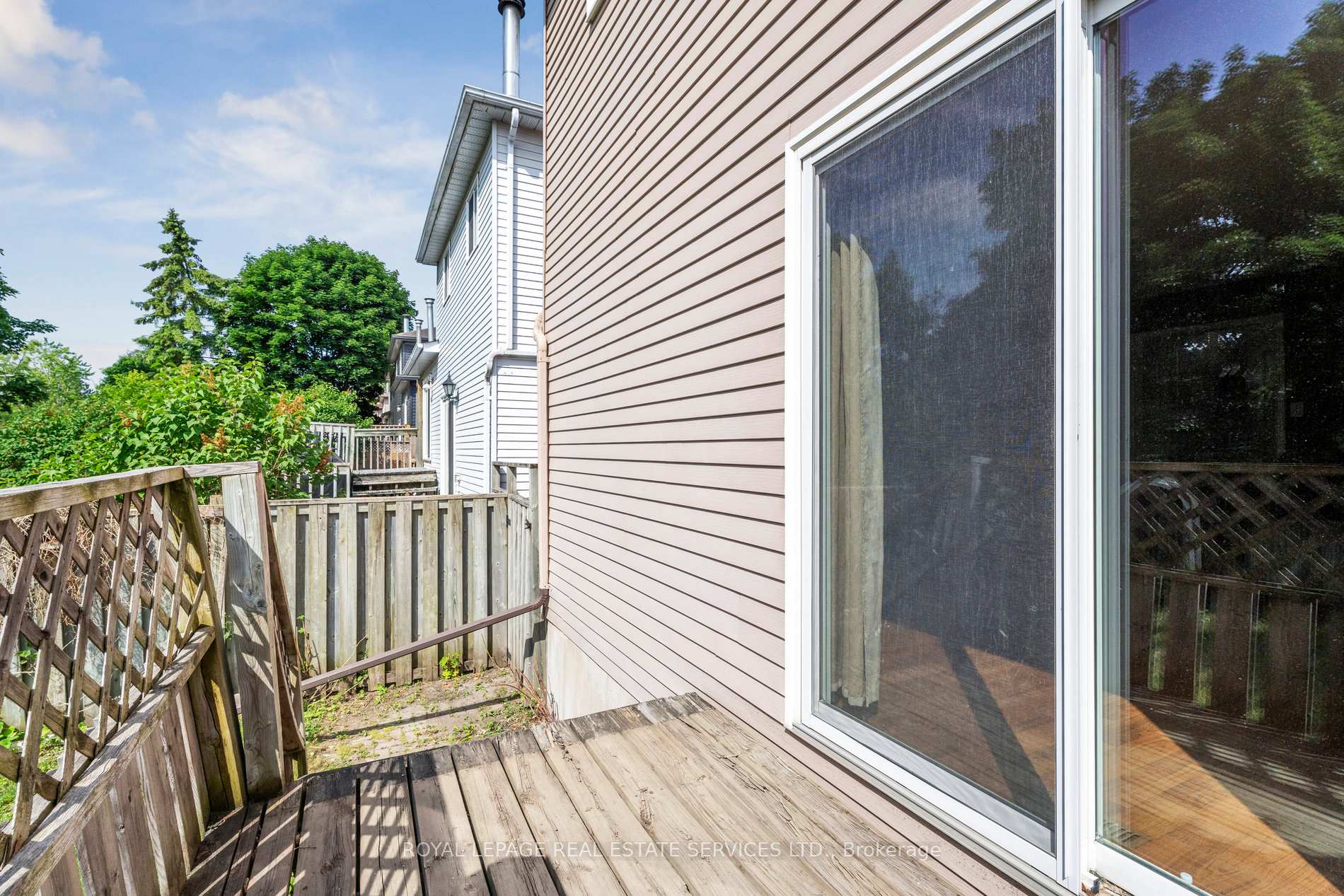 Photo 50 of 19 Engel Crescent, Barrie, Letitia Heights — HOMEH