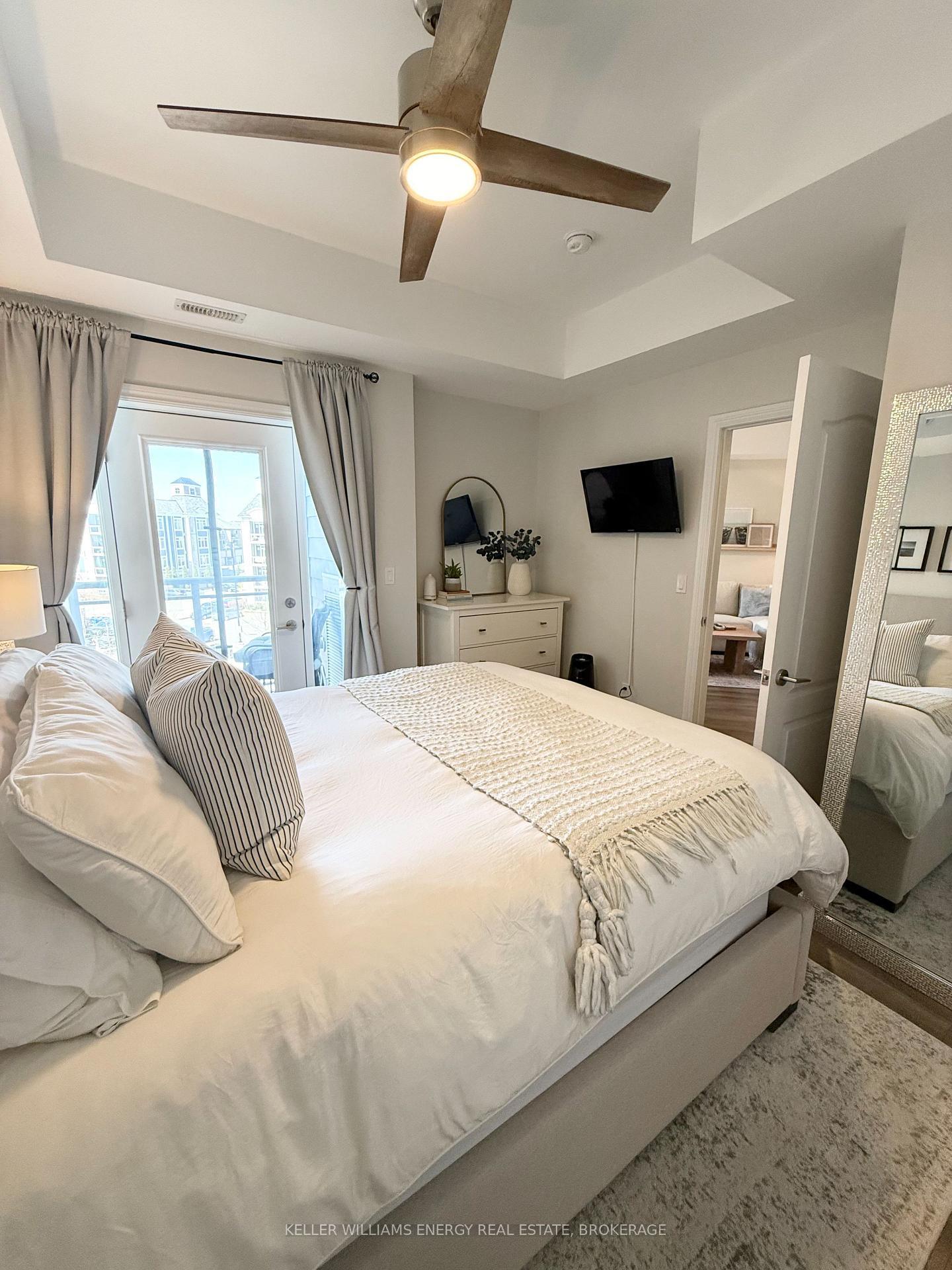 Photo 9 of Unit 416, 680 Gordon Street, Whitby, Port Whitby — HOMEH