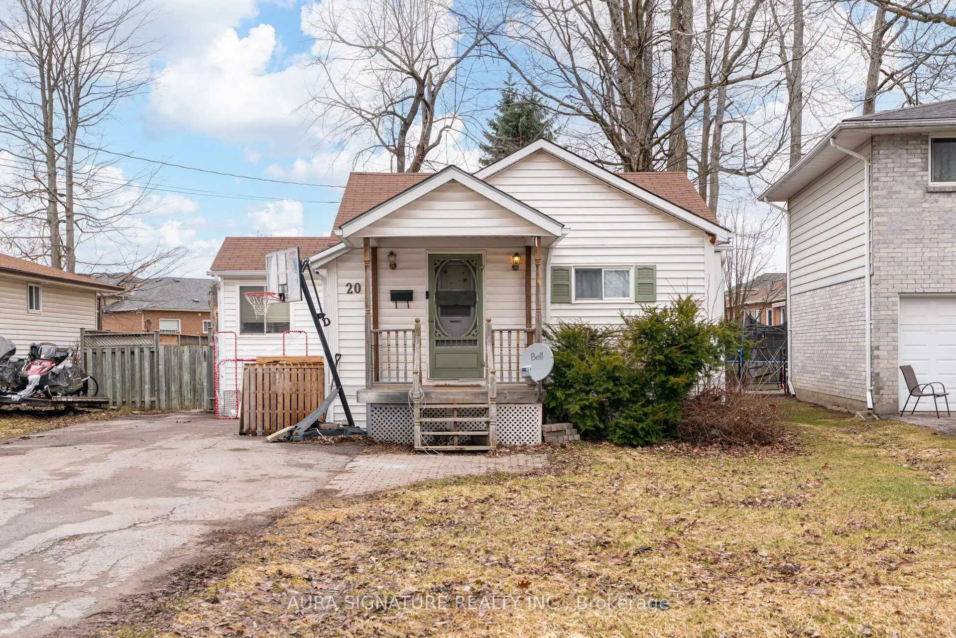 Photo 1 of 20 Riveredge Drive, Georgina, Keswick North — HOMEH