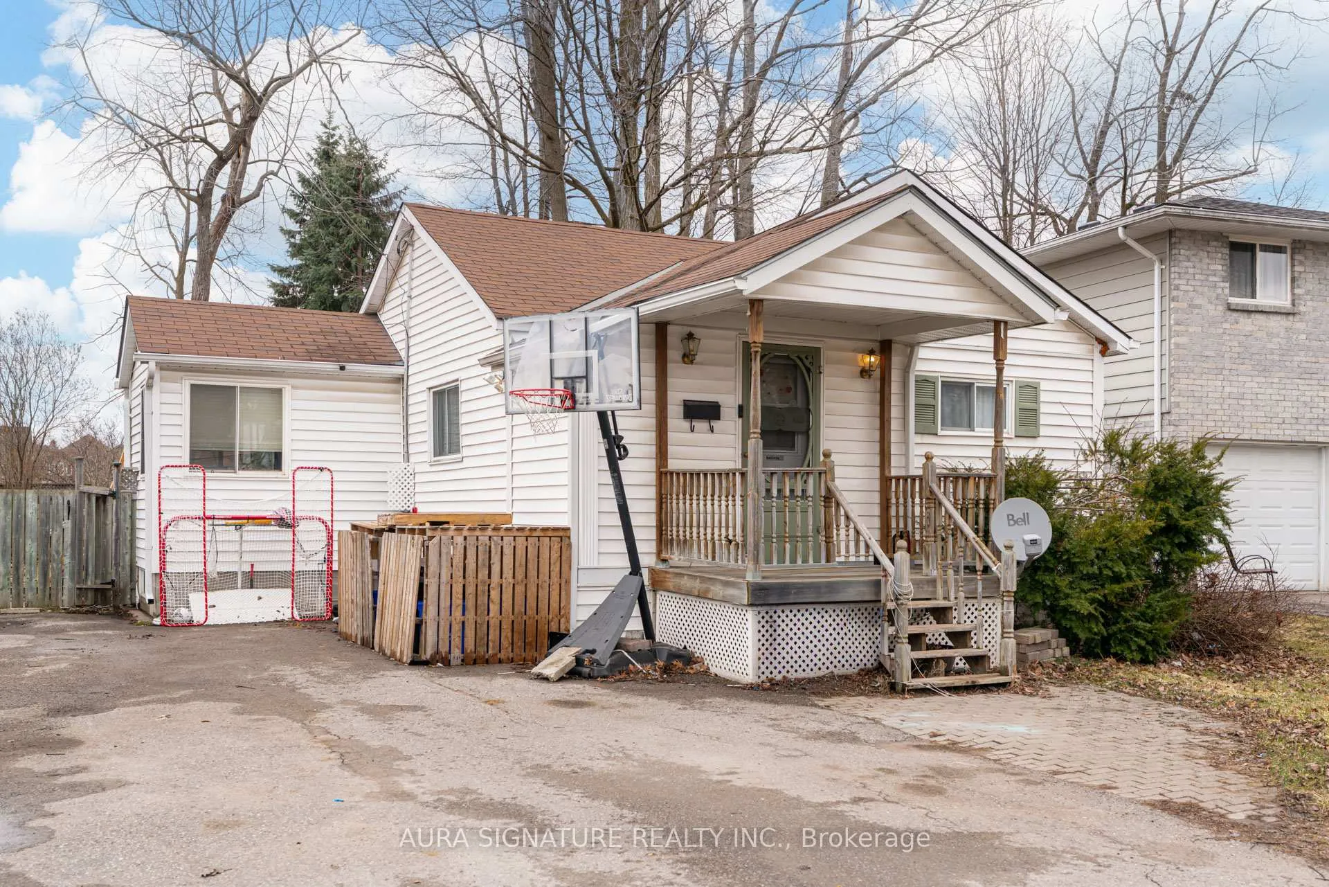 Photo 2 of 20 Riveredge Drive, Georgina, Keswick North — HOMEH