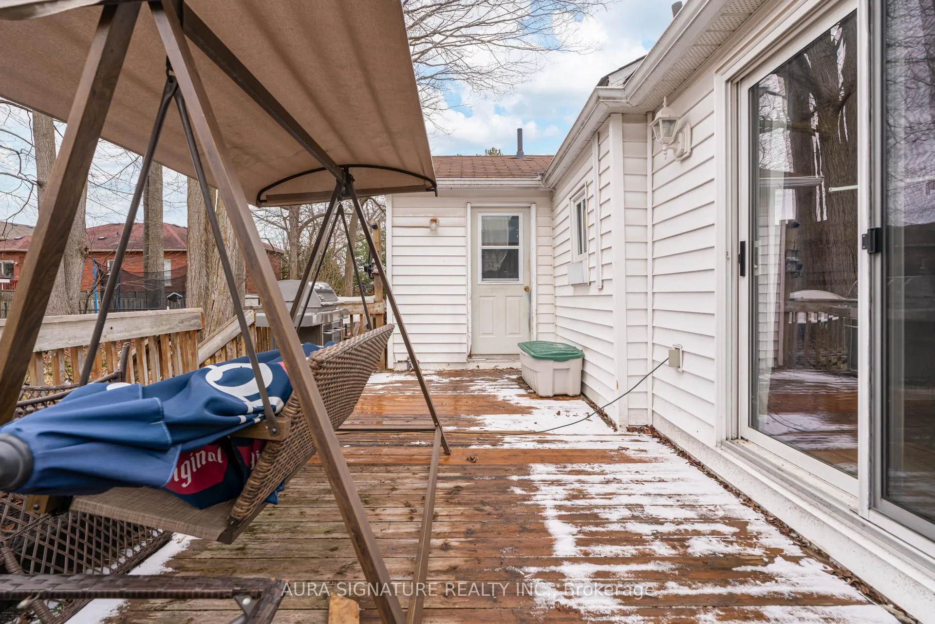 Photo 22 of 20 Riveredge Drive, Georgina, Keswick North — HOMEH